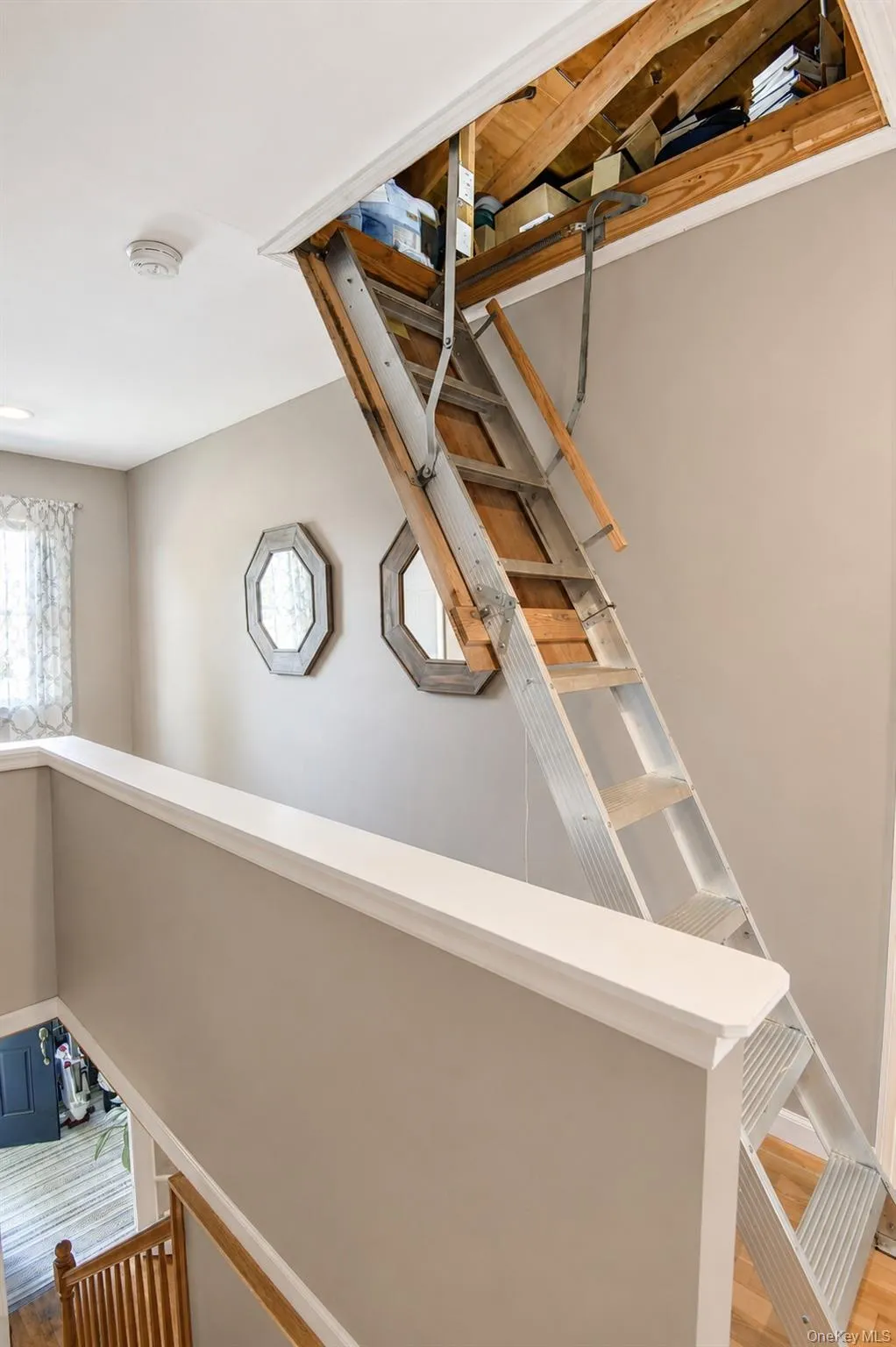 Pull-down stairs to full attic Pull-down stairs to full attic