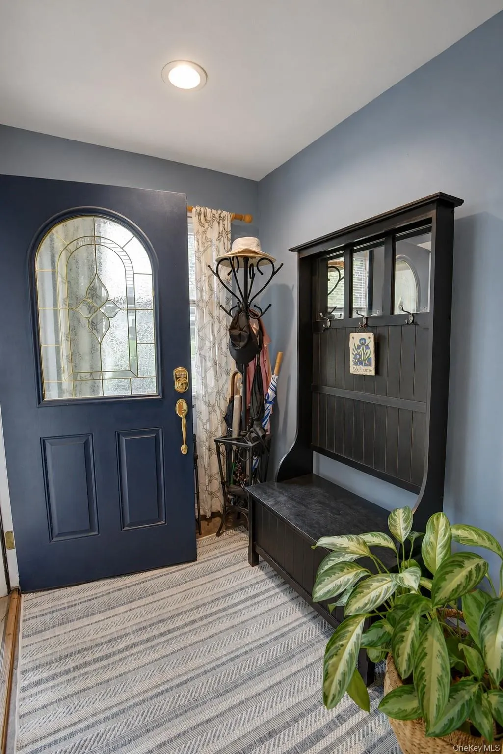 Entry foyer Entry foyer