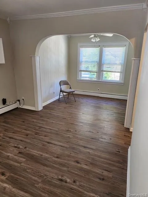 283 Houston Avenue, North Hempstead, NY, 1 Bedroom Bedrooms, 4 Rooms Rooms,1 BathroomBathrooms,Residential Lease,For Rent,Houston,0,1010046 283 Houston Avenue, North Hempstead, NY, 1 Bedroom Bedrooms, 4 Rooms Rooms,1 BathroomBathrooms,Residential Lease,For Rent,Houston,0,1010046