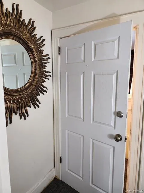 283 Houston Avenue, North Hempstead, NY, 1 Bedroom Bedrooms, 4 Rooms Rooms,1 BathroomBathrooms,Residential Lease,For Rent,Houston,0,1010046 283 Houston Avenue, North Hempstead, NY, 1 Bedroom Bedrooms, 4 Rooms Rooms,1 BathroomBathrooms,Residential Lease,For Rent,Houston,0,1010046