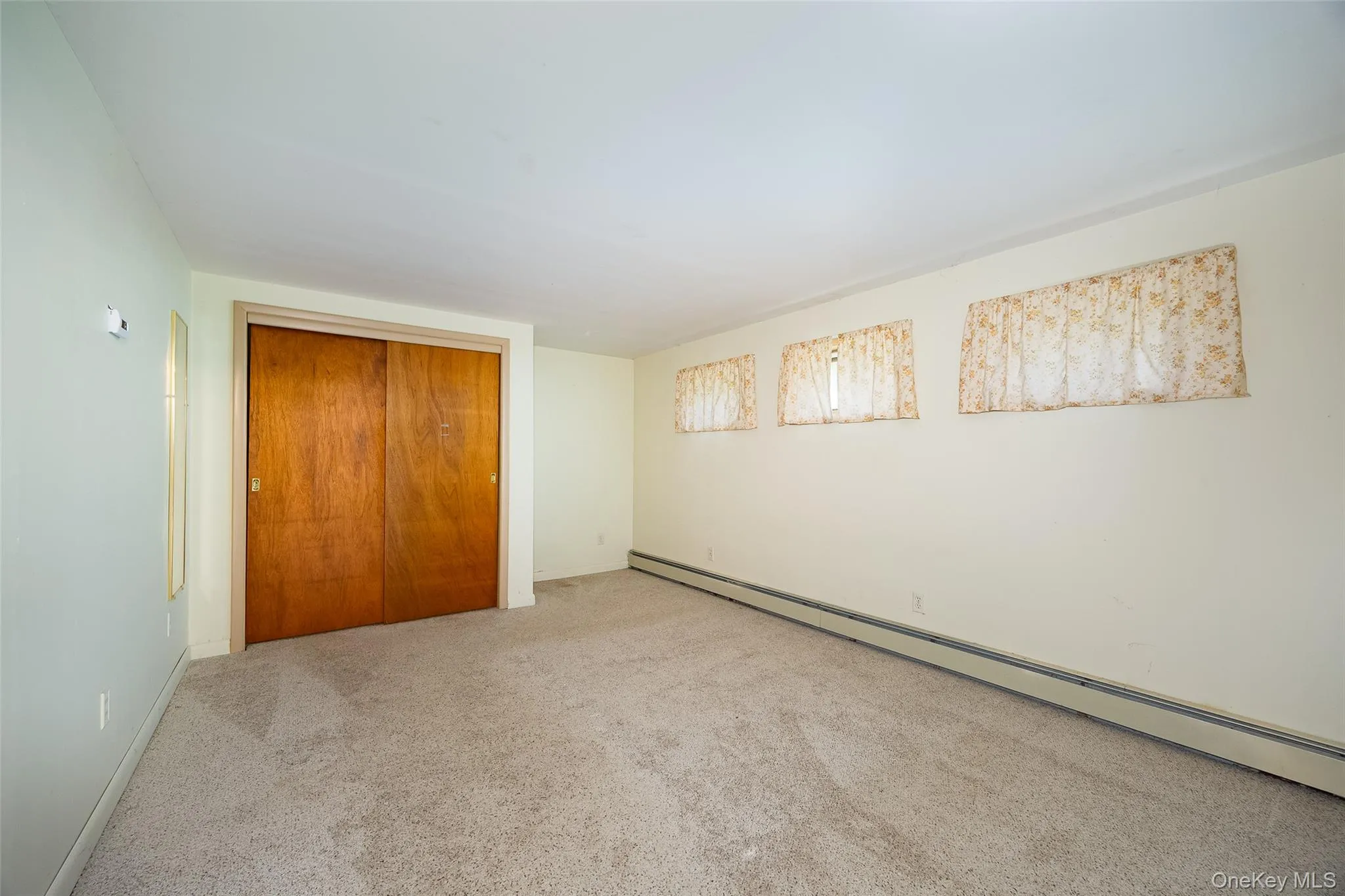 Potential bedroom, home office, den, or workout room Potential bedroom, home office, den, or workout room