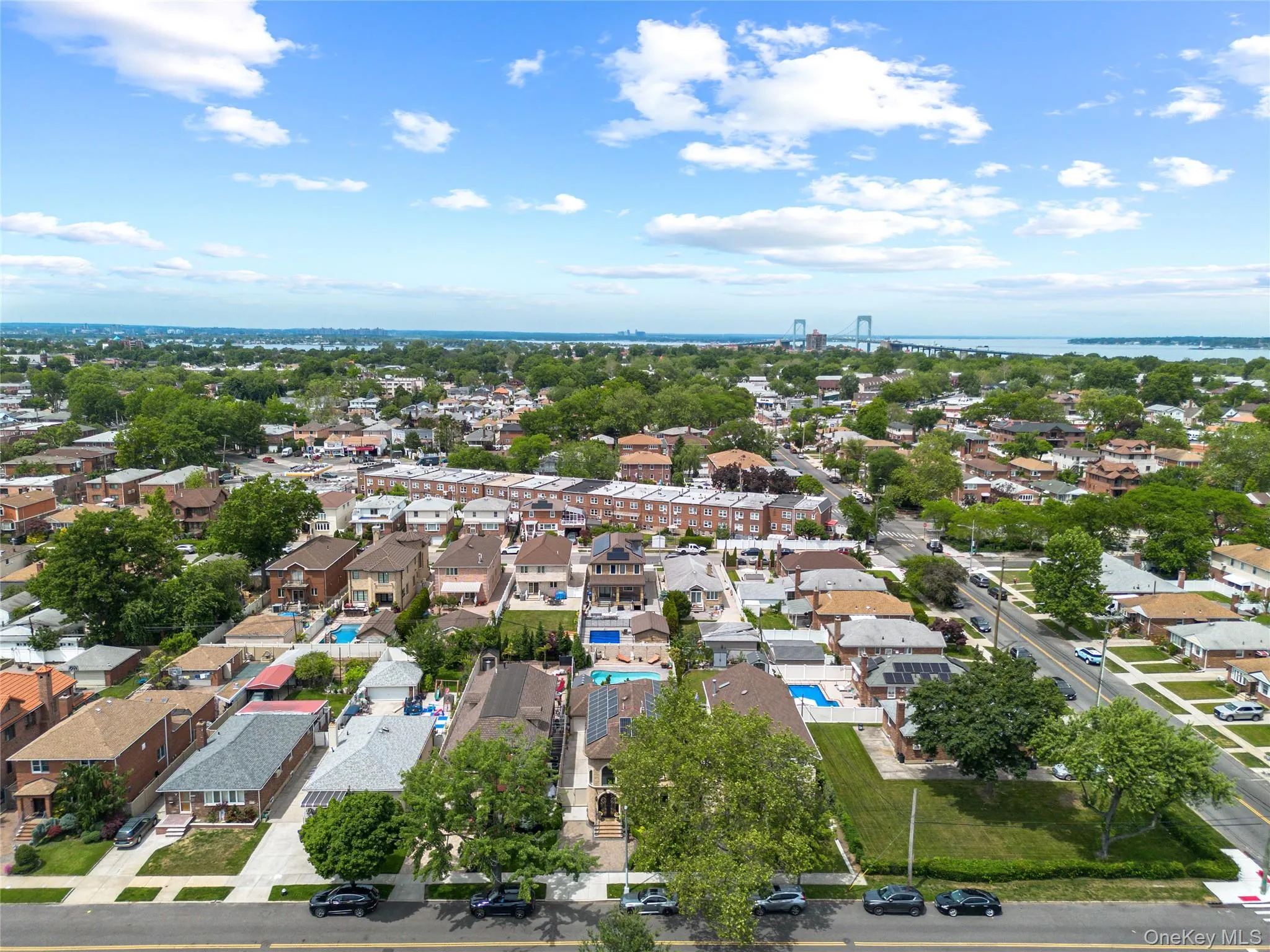 15755 23rd Avenue, New York, NY, 4 Bedrooms Bedrooms, 10 Rooms Rooms,4 BathroomsBathrooms,Residential,For Rent,23rd,0,1010048 15755 23rd Avenue, New York, NY, 4 Bedrooms Bedrooms, 10 Rooms Rooms,4 BathroomsBathrooms,Residential,For Rent,23rd,0,1010048