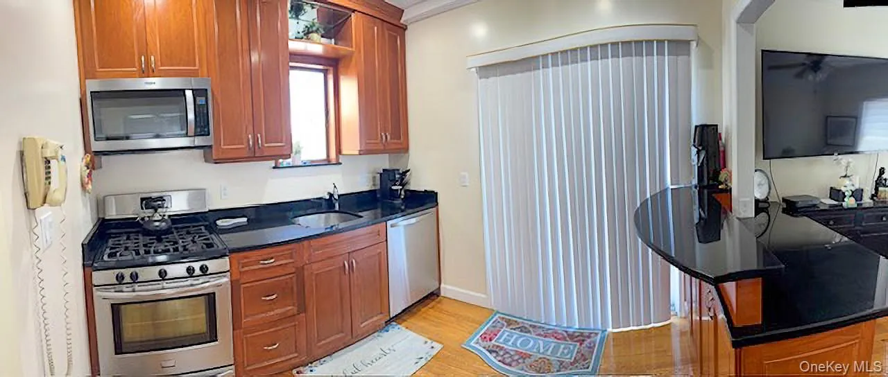 15-17 146th Street, New York, NY, 3 Bedrooms Bedrooms, 6 Rooms Rooms,1 BathroomBathrooms,Residential,For Rent,146th,0,1010049 15-17 146th Street, New York, NY, 3 Bedrooms Bedrooms, 6 Rooms Rooms,1 BathroomBathrooms,Residential,For Rent,146th,0,1010049