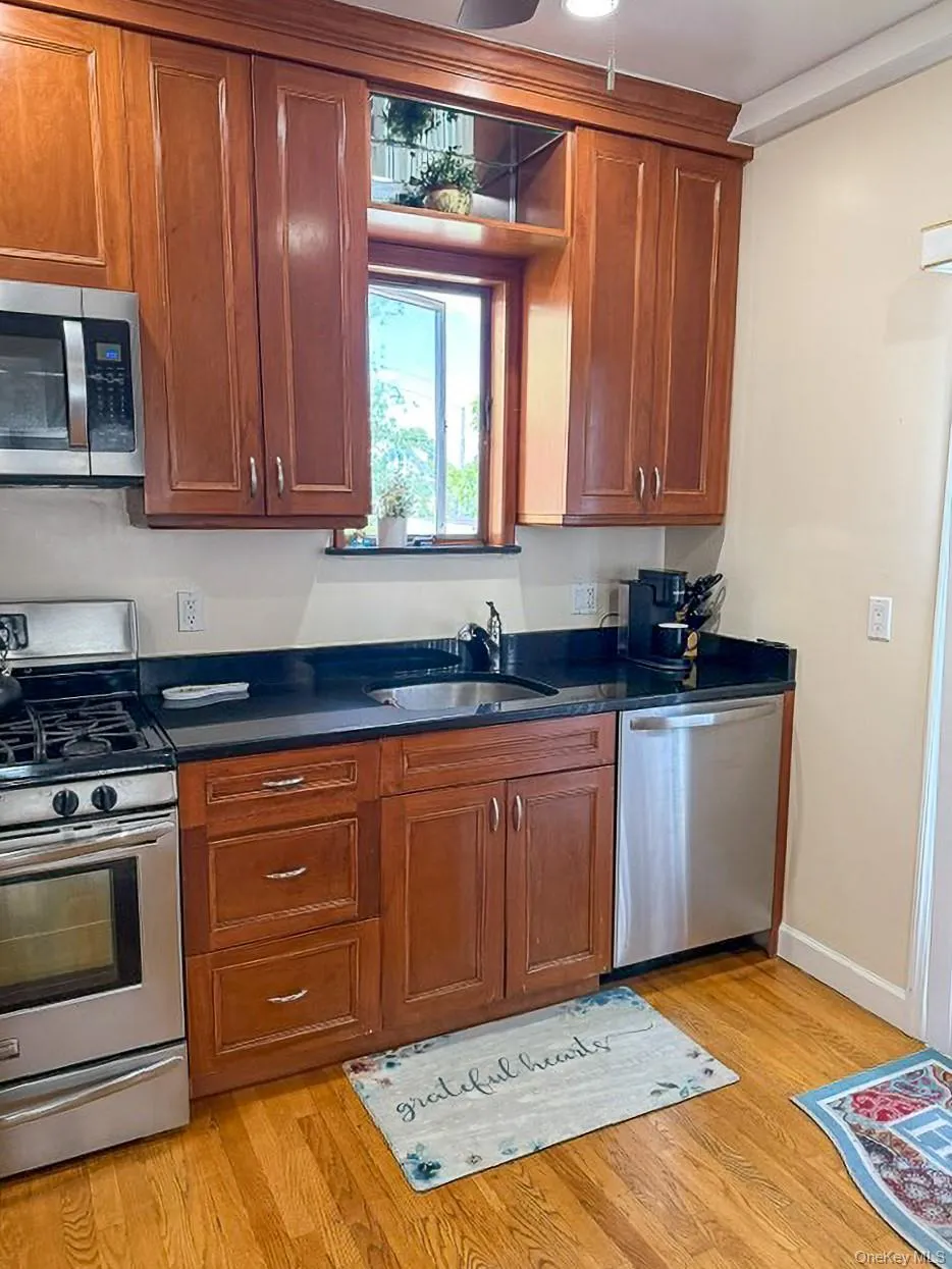 15-17 146th Street, New York, NY, 3 Bedrooms Bedrooms, 6 Rooms Rooms,1 BathroomBathrooms,Residential,For Rent,146th,0,1010049 15-17 146th Street, New York, NY, 3 Bedrooms Bedrooms, 6 Rooms Rooms,1 BathroomBathrooms,Residential,For Rent,146th,0,1010049