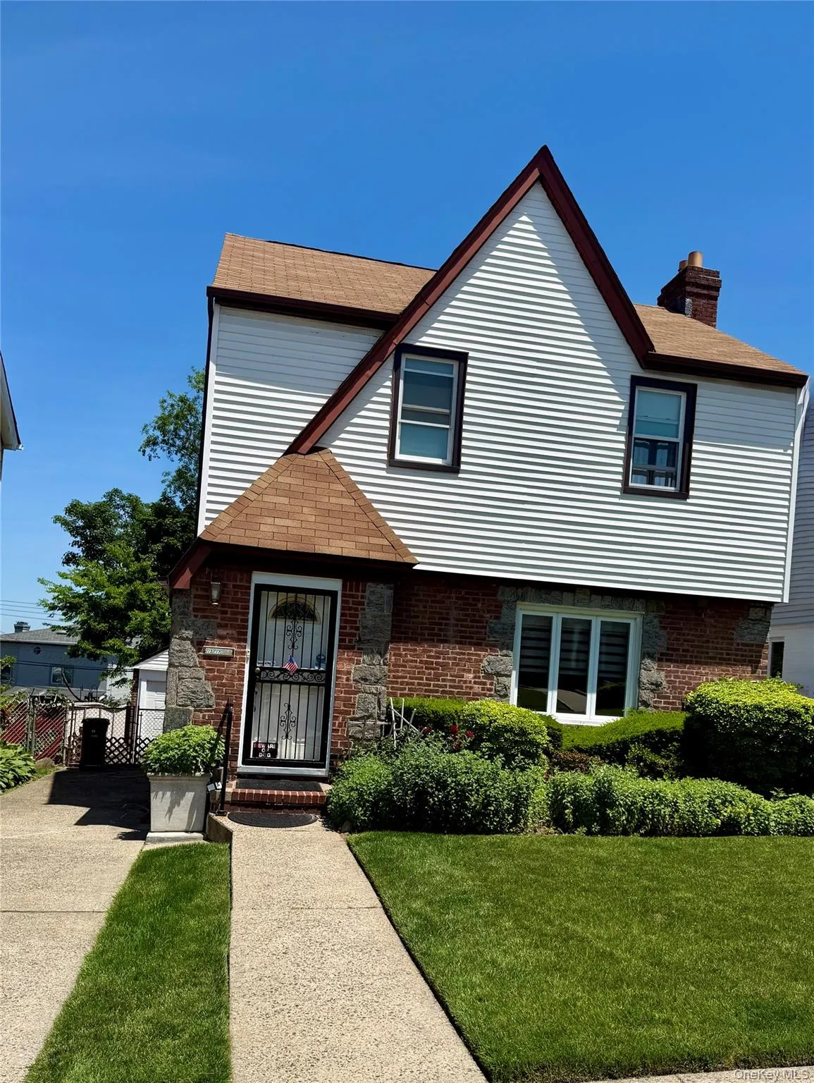 15-17 146th Street, New York, NY, 3 Bedrooms Bedrooms, 6 Rooms Rooms,1 BathroomBathrooms,Residential,For Rent,146th,0,1010049 15-17 146th Street, New York, NY, 3 Bedrooms Bedrooms, 6 Rooms Rooms,1 BathroomBathrooms,Residential,For Rent,146th,0,1010049
