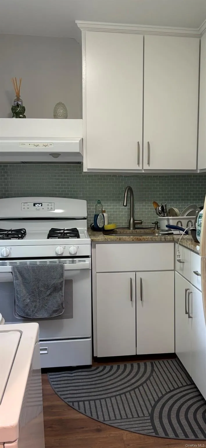193 Buckhout Street, Greenburgh, NY, 2 Bedrooms Bedrooms, 4 Rooms Rooms,1 BathroomBathrooms,Residential,For Rent,Buckhout,0,1010053 193 Buckhout Street, Greenburgh, NY, 2 Bedrooms Bedrooms, 4 Rooms Rooms,1 BathroomBathrooms,Residential,For Rent,Buckhout,0,1010053