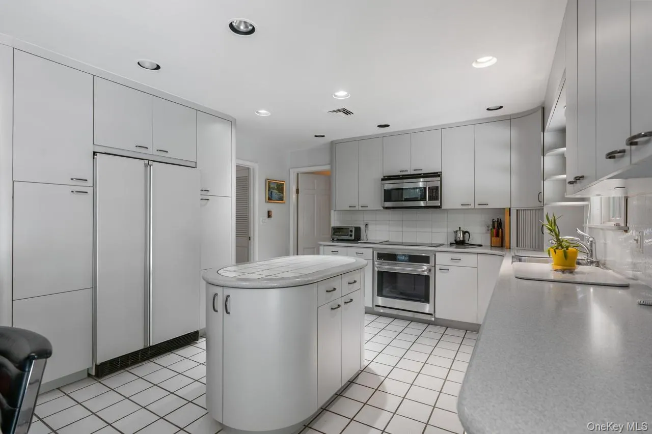 185 Taylor Road, Cornwall, NY, 4 Bedrooms Bedrooms, 8 Rooms Rooms,3 BathroomsBathrooms,Residential,For Rent,Taylor,0,1010055 185 Taylor Road, Cornwall, NY, 4 Bedrooms Bedrooms, 8 Rooms Rooms,3 BathroomsBathrooms,Residential,For Rent,Taylor,0,1010055