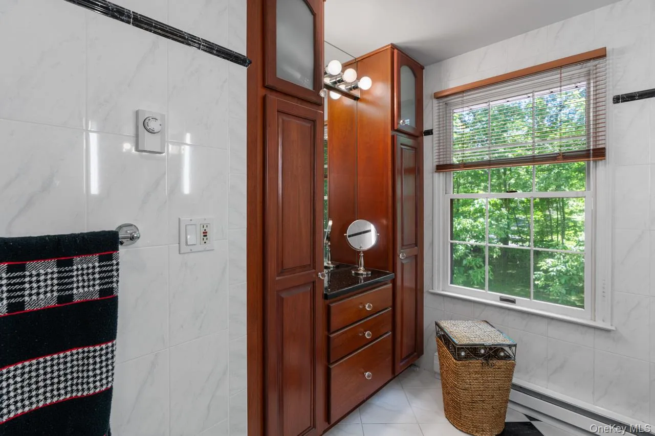 185 Taylor Road, Cornwall, NY, 4 Bedrooms Bedrooms, 8 Rooms Rooms,3 BathroomsBathrooms,Residential,For Rent,Taylor,0,1010055 185 Taylor Road, Cornwall, NY, 4 Bedrooms Bedrooms, 8 Rooms Rooms,3 BathroomsBathrooms,Residential,For Rent,Taylor,0,1010055