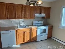 3540 Bayview, Hempstead, NY, 2 Bedrooms Bedrooms, 5 Rooms Rooms,1 BathroomBathrooms,Residential Lease,For Rent,Bayview,0,1010060 3540 Bayview, Hempstead, NY, 2 Bedrooms Bedrooms, 5 Rooms Rooms,1 BathroomBathrooms,Residential Lease,For Rent,Bayview,0,1010060