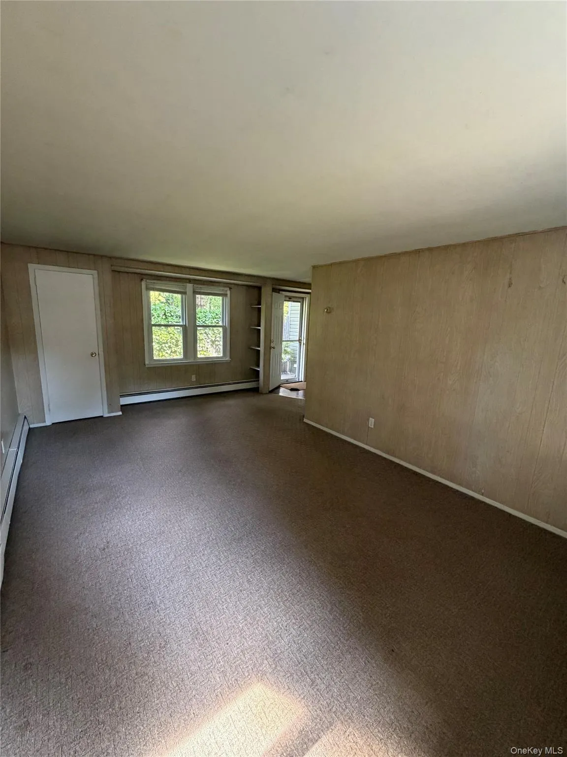 15 Ingersoll Street, Huntington, NY, 1 Bedroom Bedrooms, 4 Rooms Rooms,1 BathroomBathrooms,Residential Lease,For Rent,Ingersoll,0,1010063 15 Ingersoll Street, Huntington, NY, 1 Bedroom Bedrooms, 4 Rooms Rooms,1 BathroomBathrooms,Residential Lease,For Rent,Ingersoll,0,1010063