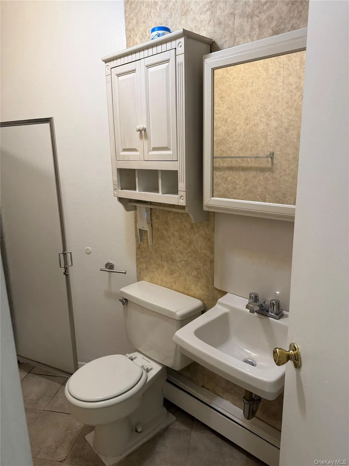 15 Ingersoll Street, Huntington, NY, 1 Bedroom Bedrooms, 4 Rooms Rooms,1 BathroomBathrooms,Residential Lease,For Rent,Ingersoll,0,1010063 15 Ingersoll Street, Huntington, NY, 1 Bedroom Bedrooms, 4 Rooms Rooms,1 BathroomBathrooms,Residential Lease,For Rent,Ingersoll,0,1010063