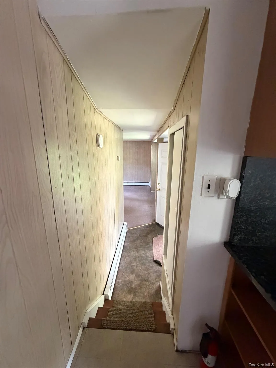 15 Ingersoll Street, Huntington, NY, 1 Bedroom Bedrooms, 4 Rooms Rooms,1 BathroomBathrooms,Residential Lease,For Rent,Ingersoll,0,1010063 15 Ingersoll Street, Huntington, NY, 1 Bedroom Bedrooms, 4 Rooms Rooms,1 BathroomBathrooms,Residential Lease,For Rent,Ingersoll,0,1010063