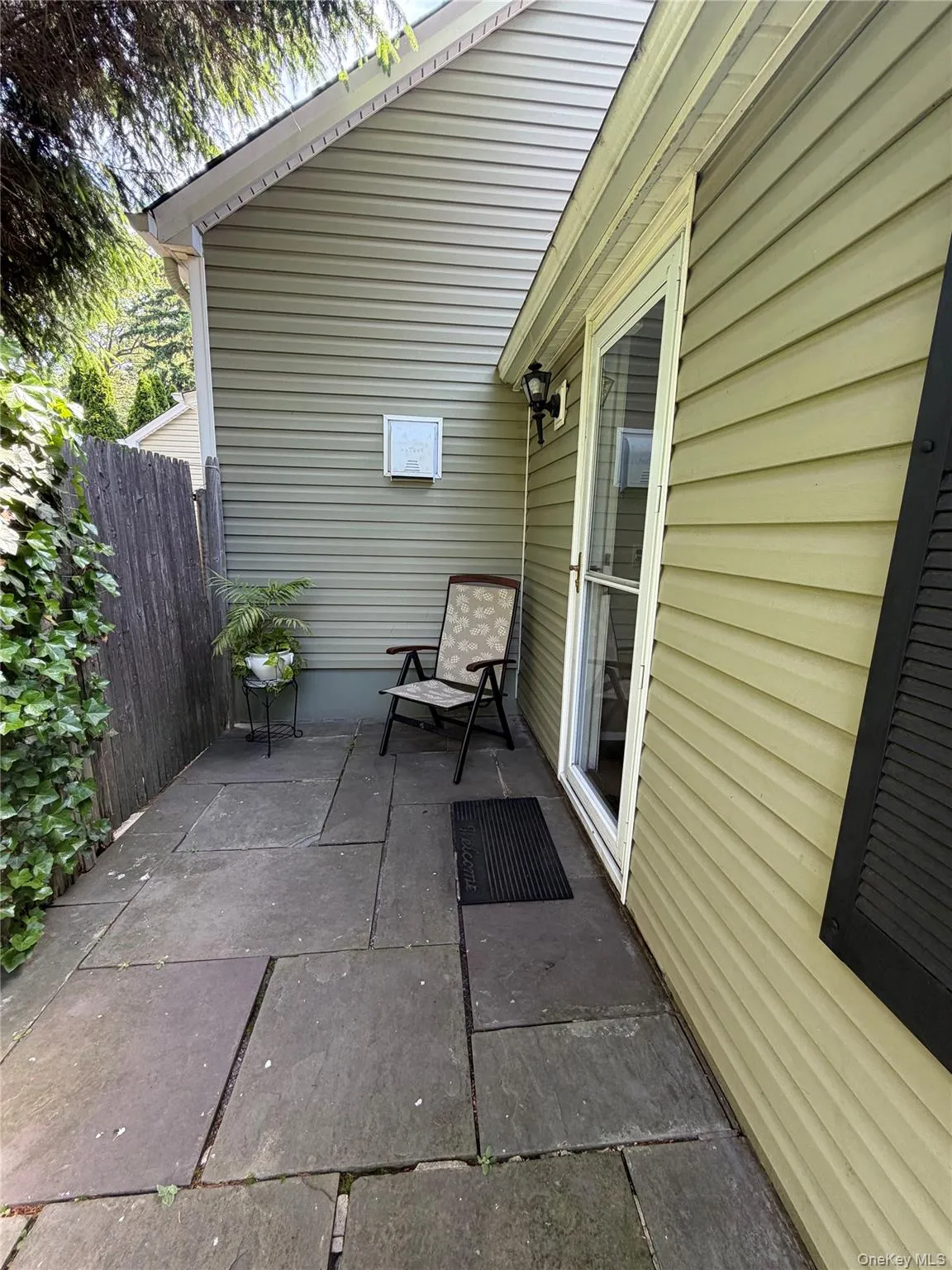 15 Ingersoll Street, Huntington, NY, 1 Bedroom Bedrooms, 4 Rooms Rooms,1 BathroomBathrooms,Residential Lease,For Rent,Ingersoll,0,1010063 15 Ingersoll Street, Huntington, NY, 1 Bedroom Bedrooms, 4 Rooms Rooms,1 BathroomBathrooms,Residential Lease,For Rent,Ingersoll,0,1010063