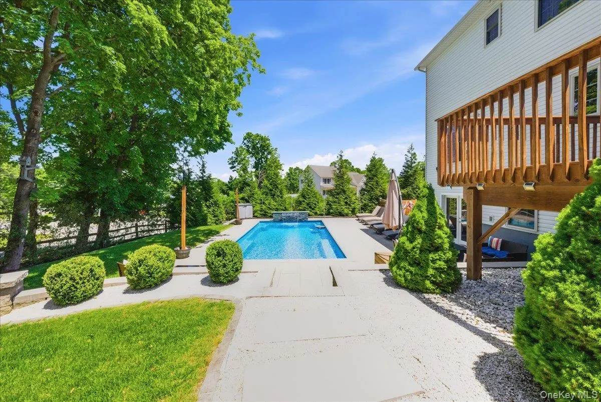 5 Gleneagles Court, Monroe, NY, 5 Bedrooms Bedrooms, 9 Rooms Rooms,3 BathroomsBathrooms,Residential,For Rent,Gleneagles,0,KEY1010068 5 Gleneagles Court, Monroe, NY, 5 Bedrooms Bedrooms, 9 Rooms Rooms,3 BathroomsBathrooms,Residential,For Rent,Gleneagles,0,KEY1010068