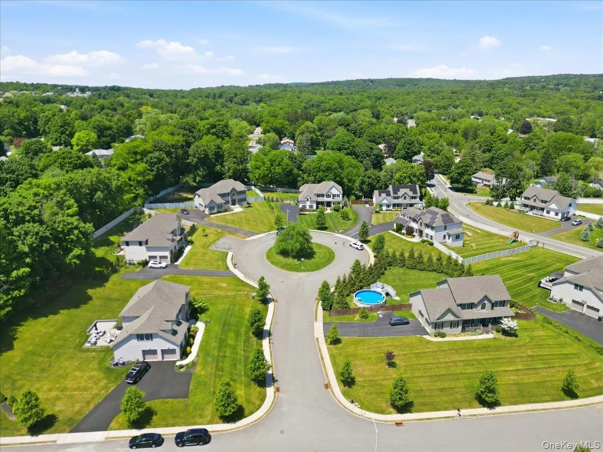 5 Gleneagles Court, Monroe, NY, 5 Bedrooms Bedrooms, 9 Rooms Rooms,3 BathroomsBathrooms,Residential,For Rent,Gleneagles,0,KEY1010068 5 Gleneagles Court, Monroe, NY, 5 Bedrooms Bedrooms, 9 Rooms Rooms,3 BathroomsBathrooms,Residential,For Rent,Gleneagles,0,KEY1010068