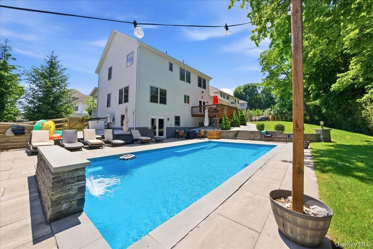 5 Gleneagles Court, Monroe, NY, 5 Bedrooms Bedrooms, 9 Rooms Rooms,3 BathroomsBathrooms,Residential,For Rent,Gleneagles,0,KEY1010068 5 Gleneagles Court, Monroe, NY, 5 Bedrooms Bedrooms, 9 Rooms Rooms,3 BathroomsBathrooms,Residential,For Rent,Gleneagles,0,KEY1010068