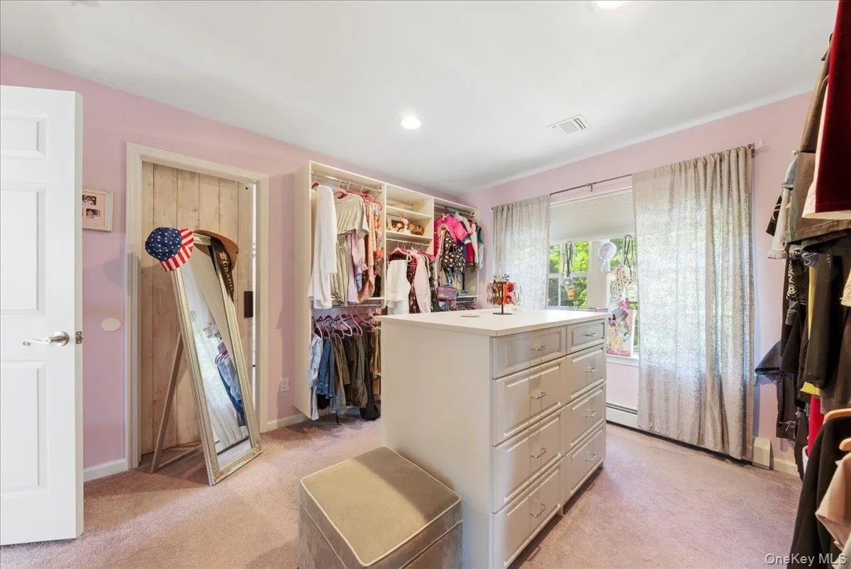 5 Gleneagles Court, Monroe, NY, 5 Bedrooms Bedrooms, 9 Rooms Rooms,3 BathroomsBathrooms,Residential,For Rent,Gleneagles,0,KEY1010068 5 Gleneagles Court, Monroe, NY, 5 Bedrooms Bedrooms, 9 Rooms Rooms,3 BathroomsBathrooms,Residential,For Rent,Gleneagles,0,KEY1010068