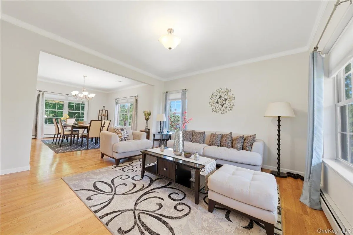 5 Gleneagles Court, Monroe, NY, 5 Bedrooms Bedrooms, 9 Rooms Rooms,3 BathroomsBathrooms,Residential,For Rent,Gleneagles,0,KEY1010068 5 Gleneagles Court, Monroe, NY, 5 Bedrooms Bedrooms, 9 Rooms Rooms,3 BathroomsBathrooms,Residential,For Rent,Gleneagles,0,KEY1010068