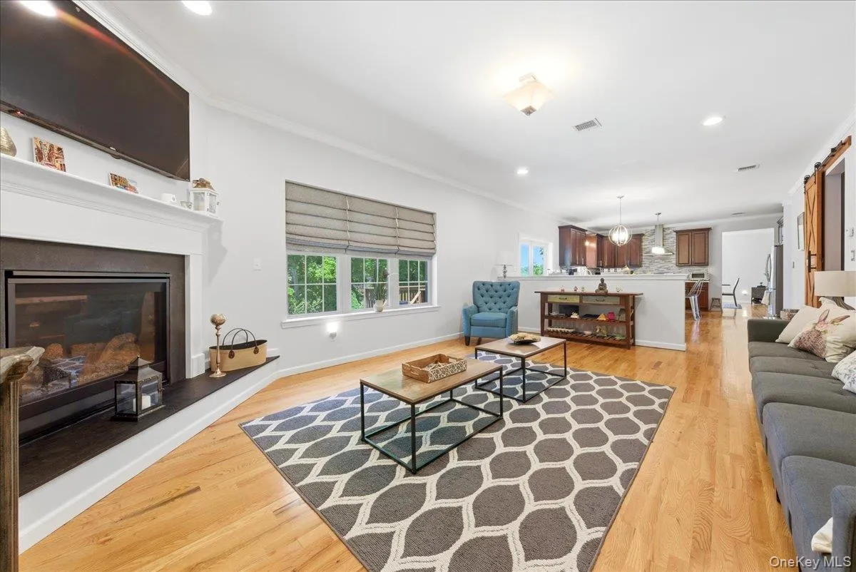 5 Gleneagles Court, Monroe, NY, 5 Bedrooms Bedrooms, 9 Rooms Rooms,3 BathroomsBathrooms,Residential,For Rent,Gleneagles,0,KEY1010068 5 Gleneagles Court, Monroe, NY, 5 Bedrooms Bedrooms, 9 Rooms Rooms,3 BathroomsBathrooms,Residential,For Rent,Gleneagles,0,KEY1010068