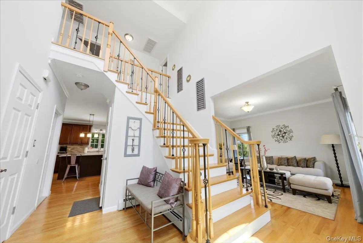 5 Gleneagles Court, Monroe, NY, 5 Bedrooms Bedrooms, 9 Rooms Rooms,3 BathroomsBathrooms,Residential,For Rent,Gleneagles,0,KEY1010068 5 Gleneagles Court, Monroe, NY, 5 Bedrooms Bedrooms, 9 Rooms Rooms,3 BathroomsBathrooms,Residential,For Rent,Gleneagles,0,KEY1010068