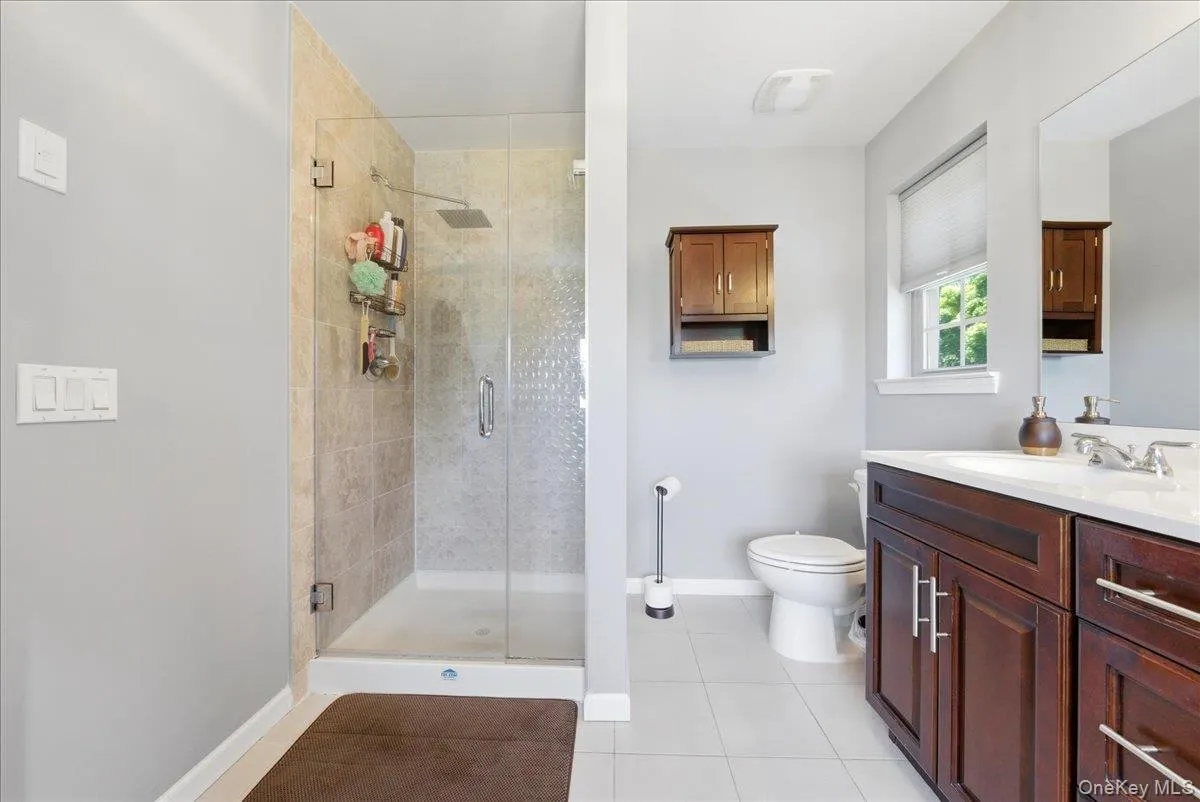 5 Gleneagles Court, Monroe, NY, 5 Bedrooms Bedrooms, 9 Rooms Rooms,3 BathroomsBathrooms,Residential,For Rent,Gleneagles,0,KEY1010068 5 Gleneagles Court, Monroe, NY, 5 Bedrooms Bedrooms, 9 Rooms Rooms,3 BathroomsBathrooms,Residential,For Rent,Gleneagles,0,KEY1010068