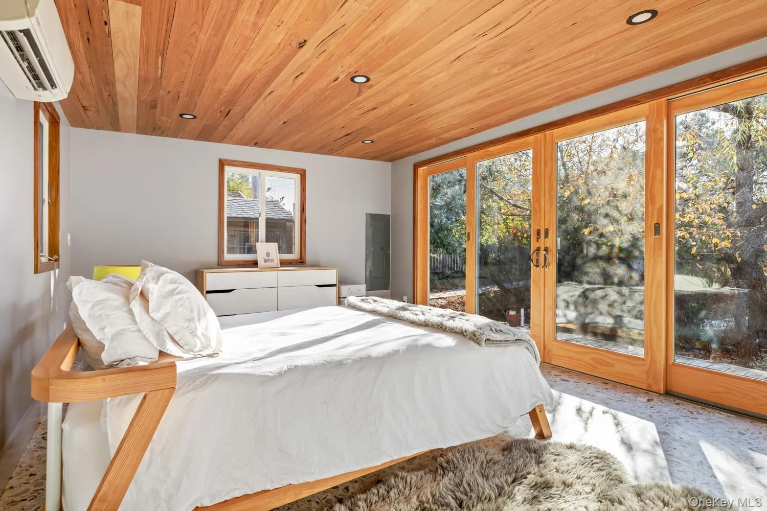 26 Ontario Street, Brookhaven, NY, 3 Bedrooms Bedrooms, 7 Rooms Rooms,2 BathroomsBathrooms,Residential,For Rent,Ontario,0,1010069 26 Ontario Street, Brookhaven, NY, 3 Bedrooms Bedrooms, 7 Rooms Rooms,2 BathroomsBathrooms,Residential,For Rent,Ontario,0,1010069
