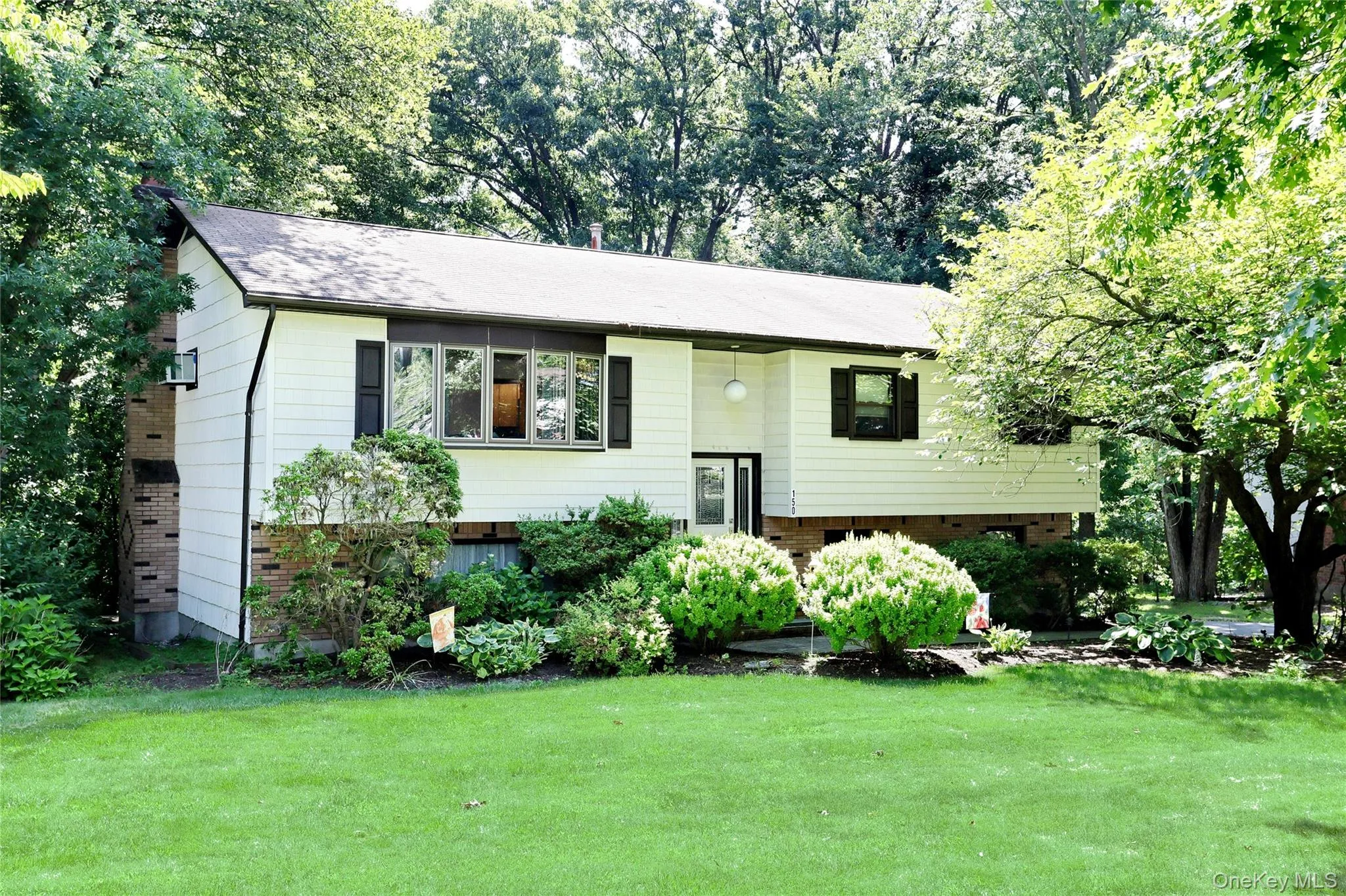 150 Schweizer Lane, Clarkstown, NY, 4 Bedrooms Bedrooms, 8 Rooms Rooms,2 BathroomsBathrooms,Residential,For Rent,Schweizer,0,1010071 150 Schweizer Lane, Clarkstown, NY, 4 Bedrooms Bedrooms, 8 Rooms Rooms,2 BathroomsBathrooms,Residential,For Rent,Schweizer,0,1010071