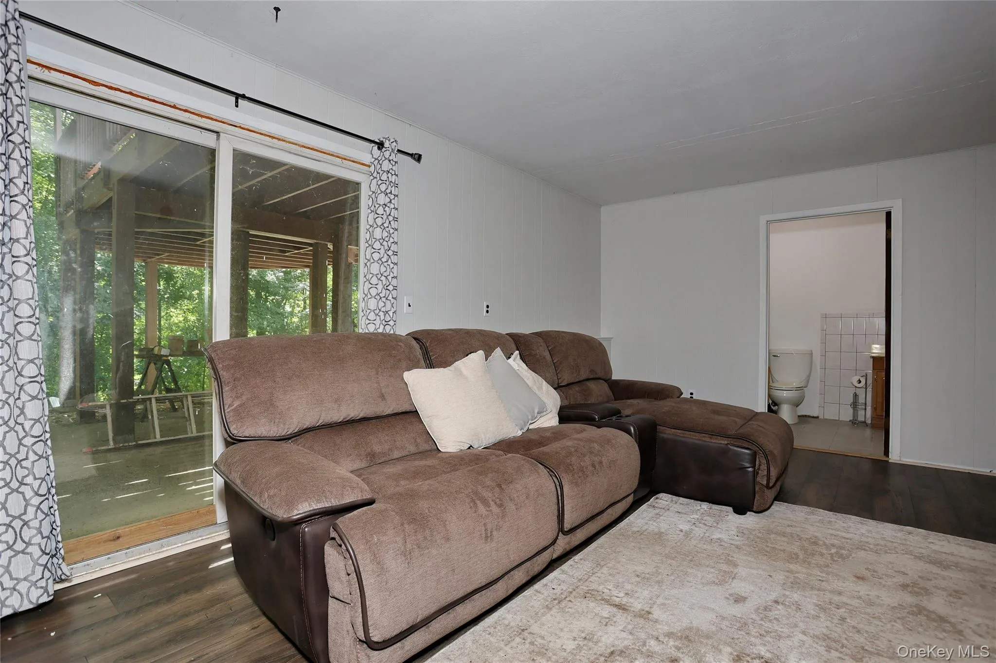 150 Schweizer Lane, Clarkstown, NY, 4 Bedrooms Bedrooms, 8 Rooms Rooms,2 BathroomsBathrooms,Residential,For Rent,Schweizer,0,1010071 150 Schweizer Lane, Clarkstown, NY, 4 Bedrooms Bedrooms, 8 Rooms Rooms,2 BathroomsBathrooms,Residential,For Rent,Schweizer,0,1010071