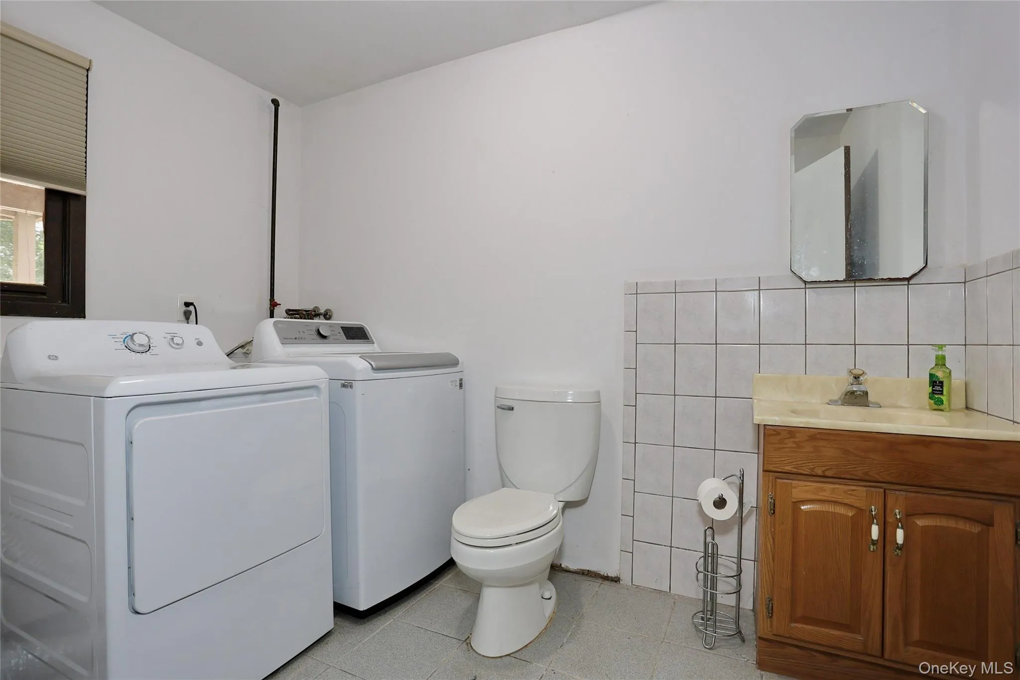 150 Schweizer Lane, Clarkstown, NY, 4 Bedrooms Bedrooms, 8 Rooms Rooms,2 BathroomsBathrooms,Residential,For Rent,Schweizer,0,1010071 150 Schweizer Lane, Clarkstown, NY, 4 Bedrooms Bedrooms, 8 Rooms Rooms,2 BathroomsBathrooms,Residential,For Rent,Schweizer,0,1010071