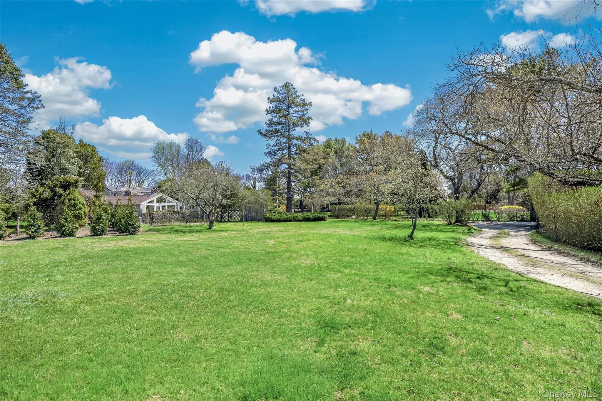 4 Far Pond Road, Southampton, NY, 4 Bedrooms Bedrooms, 9 Rooms Rooms,4 BathroomsBathrooms,Residential Lease,For Rent,Far Pond,0,1010073 4 Far Pond Road, Southampton, NY, 4 Bedrooms Bedrooms, 9 Rooms Rooms,4 BathroomsBathrooms,Residential Lease,For Rent,Far Pond,0,1010073