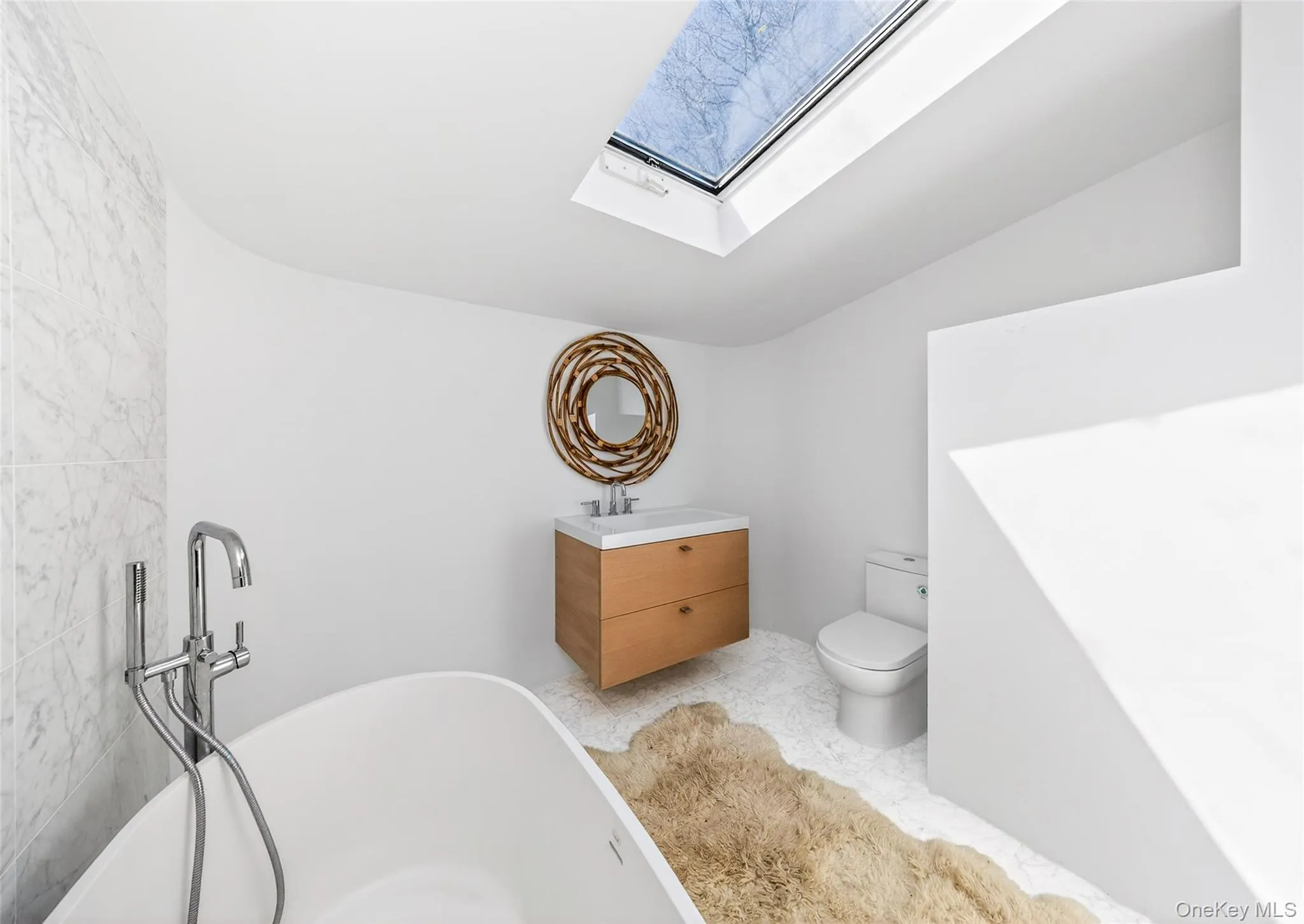 4 Far Pond Road, Southampton, NY, 4 Bedrooms Bedrooms, 9 Rooms Rooms,4 BathroomsBathrooms,Residential Lease,For Rent,Far Pond,0,1010073 4 Far Pond Road, Southampton, NY, 4 Bedrooms Bedrooms, 9 Rooms Rooms,4 BathroomsBathrooms,Residential Lease,For Rent,Far Pond,0,1010073