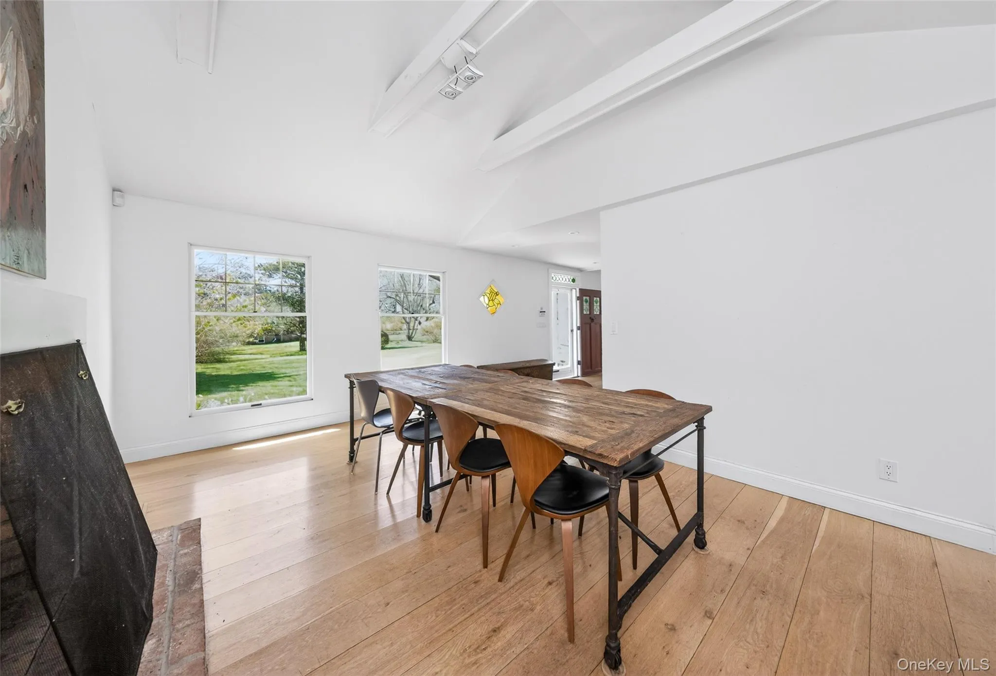 4 Far Pond Road, Southampton, NY, 4 Bedrooms Bedrooms, 9 Rooms Rooms,4 BathroomsBathrooms,Residential Lease,For Rent,Far Pond,0,1010073 4 Far Pond Road, Southampton, NY, 4 Bedrooms Bedrooms, 9 Rooms Rooms,4 BathroomsBathrooms,Residential Lease,For Rent,Far Pond,0,1010073