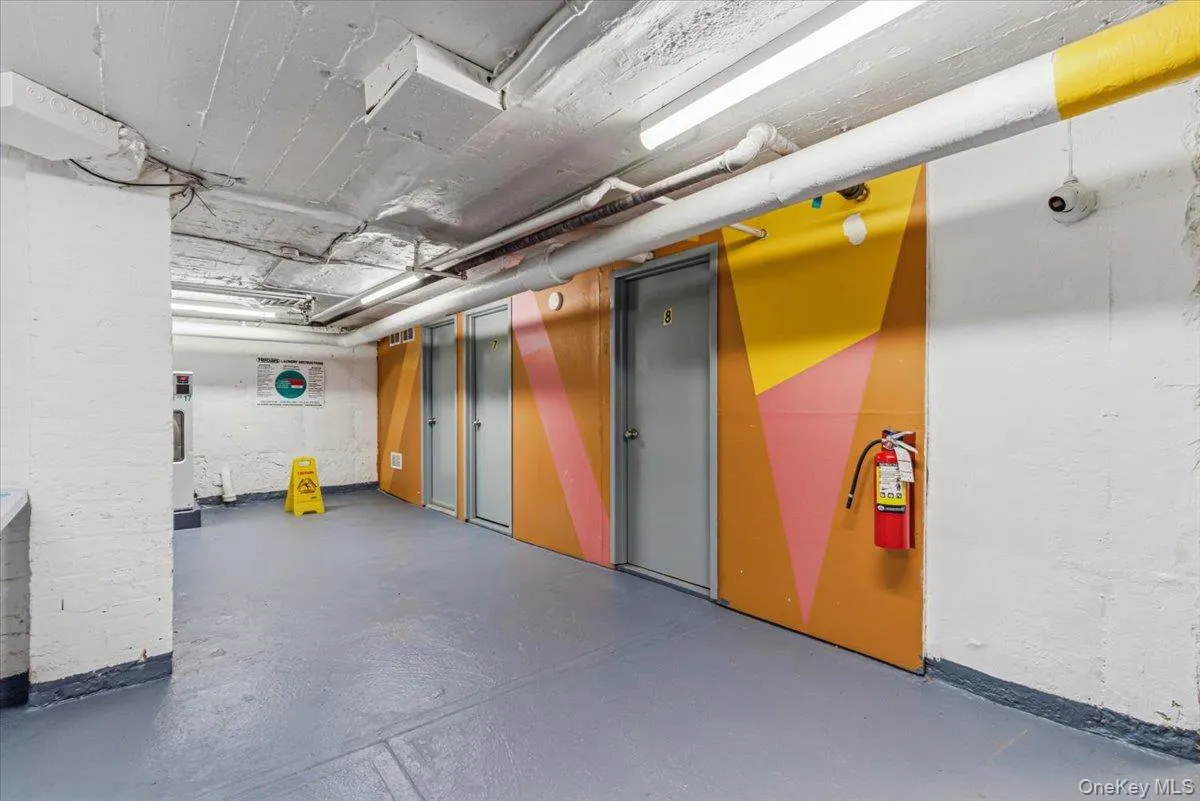 8374 Talbot Street, New York, NY, 1 Bedroom Bedrooms, 3 Rooms Rooms,1 BathroomBathrooms,Residential,For Rent,Talbot,0,1010080 8374 Talbot Street, New York, NY, 1 Bedroom Bedrooms, 3 Rooms Rooms,1 BathroomBathrooms,Residential,For Rent,Talbot,0,1010080
