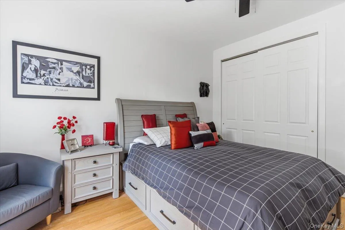 8374 Talbot Street, New York, NY, 1 Bedroom Bedrooms, 3 Rooms Rooms,1 BathroomBathrooms,Residential,For Rent,Talbot,0,1010080 8374 Talbot Street, New York, NY, 1 Bedroom Bedrooms, 3 Rooms Rooms,1 BathroomBathrooms,Residential,For Rent,Talbot,0,1010080