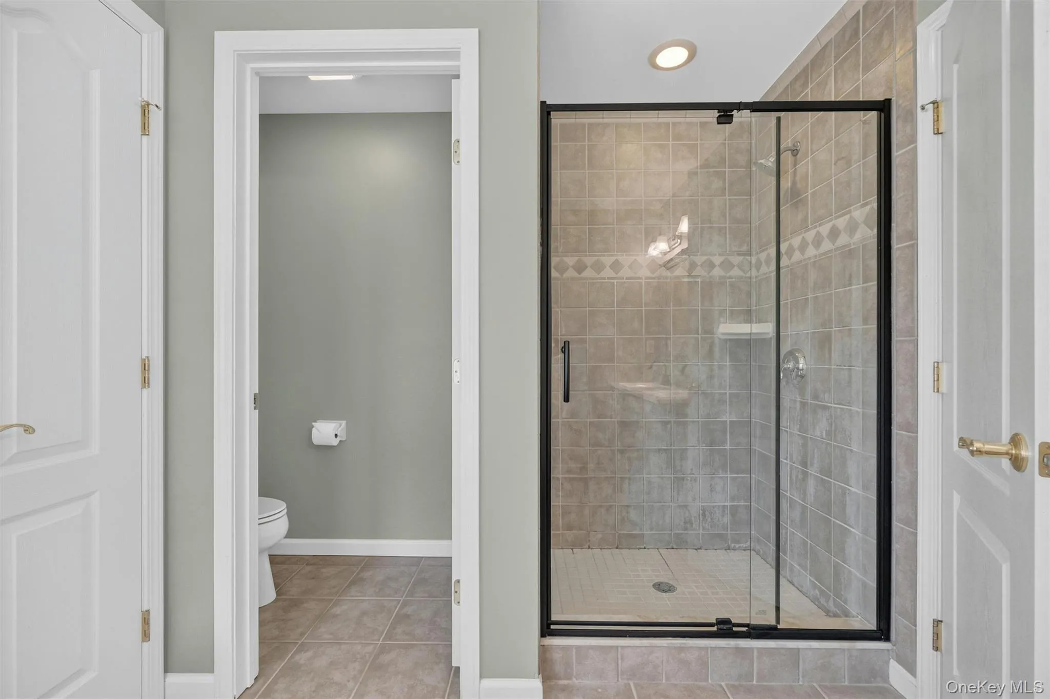 Beautiful tiled shower and toilet in its own room Beautiful tiled shower and toilet in its own room