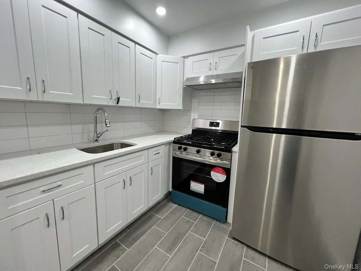 4832 59th Street, New York, NY, 1 Bedroom Bedrooms, 4 Rooms Rooms,1 BathroomBathrooms,Residential Lease,For Rent,59th,0,1010083 4832 59th Street, New York, NY, 1 Bedroom Bedrooms, 4 Rooms Rooms,1 BathroomBathrooms,Residential Lease,For Rent,59th,0,1010083