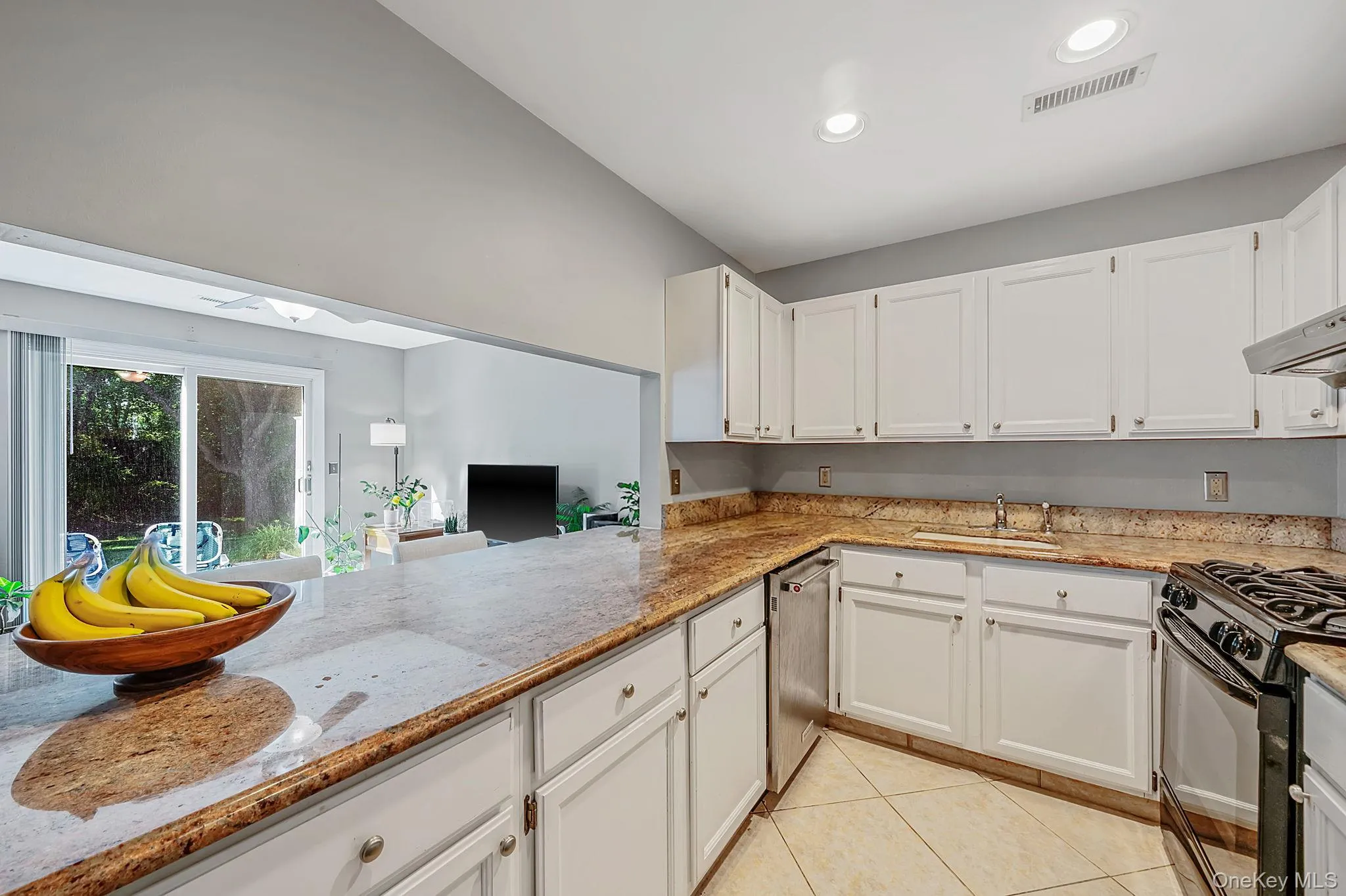908 Sara Circle, Brookhaven, NY, 2 Bedrooms Bedrooms, 5 Rooms Rooms,2 BathroomsBathrooms,Residential Lease,For Rent,Sara,0,1010087 908 Sara Circle, Brookhaven, NY, 2 Bedrooms Bedrooms, 5 Rooms Rooms,2 BathroomsBathrooms,Residential Lease,For Rent,Sara,0,1010087