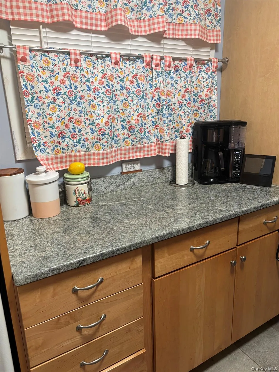 115 sterling Street, Beacon, NY, 1 Bedroom Bedrooms, 4 Rooms Rooms,1 BathroomBathrooms,Residential,For Rent,sterling,0,1010091 115 sterling Street, Beacon, NY, 1 Bedroom Bedrooms, 4 Rooms Rooms,1 BathroomBathrooms,Residential,For Rent,sterling,0,1010091