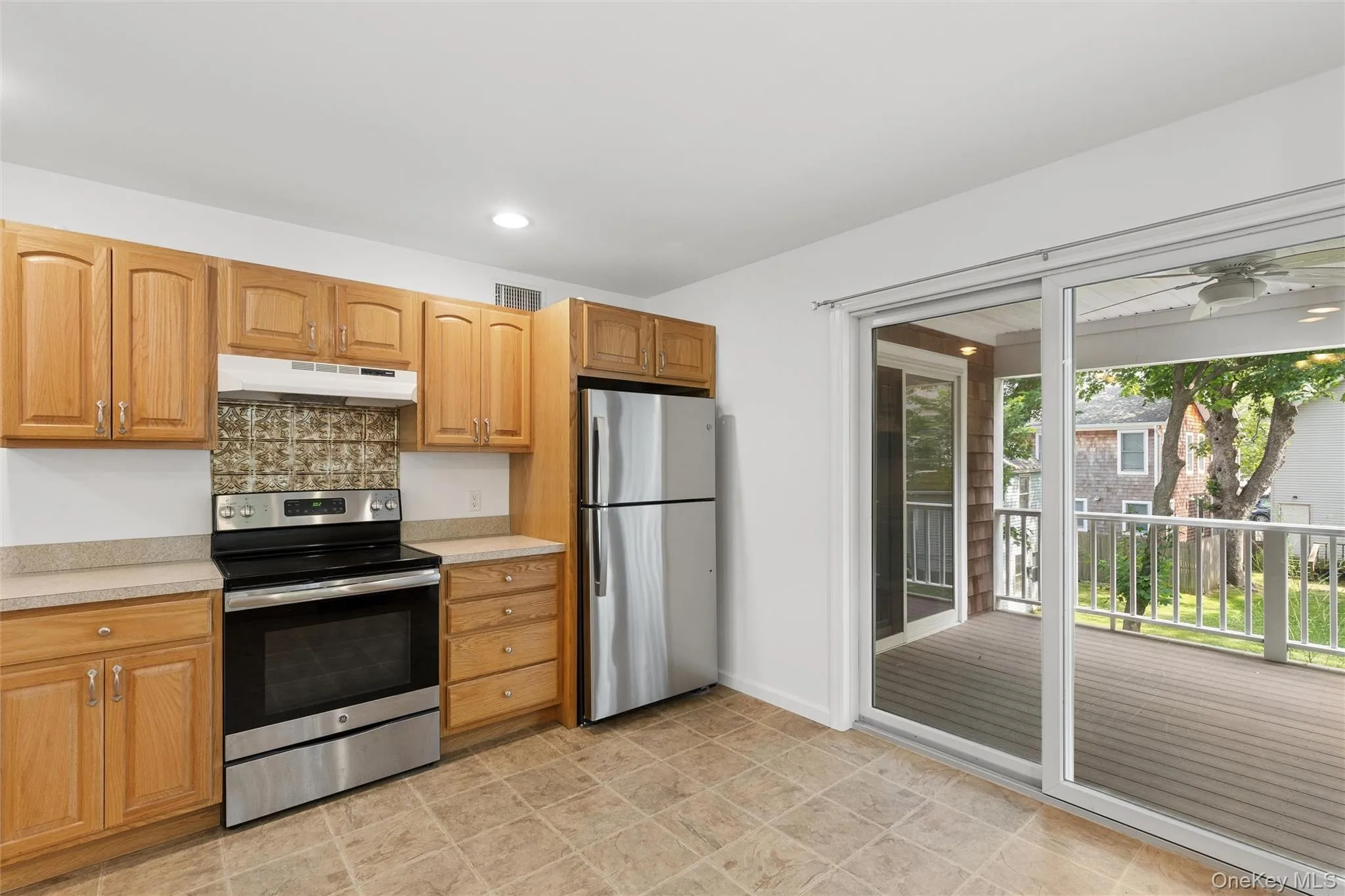 415 1st Street, Southold, NY, 2 Bedrooms Bedrooms, 5 Rooms Rooms,2 BathroomsBathrooms,Residential Lease,For Rent,1st,0,1010093 415 1st Street, Southold, NY, 2 Bedrooms Bedrooms, 5 Rooms Rooms,2 BathroomsBathrooms,Residential Lease,For Rent,1st,0,1010093