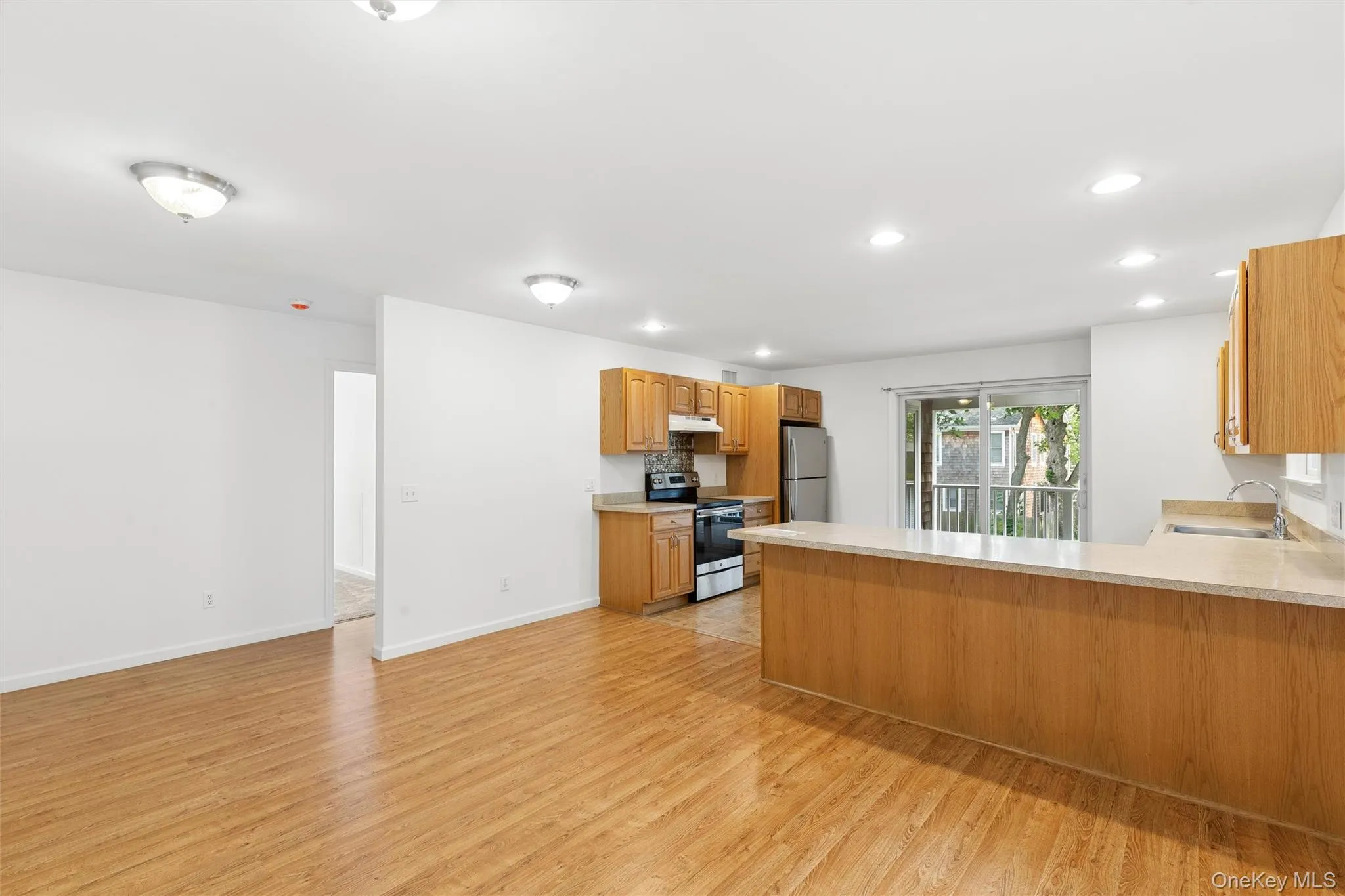 415 1st Street, Southold, NY, 2 Bedrooms Bedrooms, 5 Rooms Rooms,2 BathroomsBathrooms,Residential Lease,For Rent,1st,0,1010093 415 1st Street, Southold, NY, 2 Bedrooms Bedrooms, 5 Rooms Rooms,2 BathroomsBathrooms,Residential Lease,For Rent,1st,0,1010093