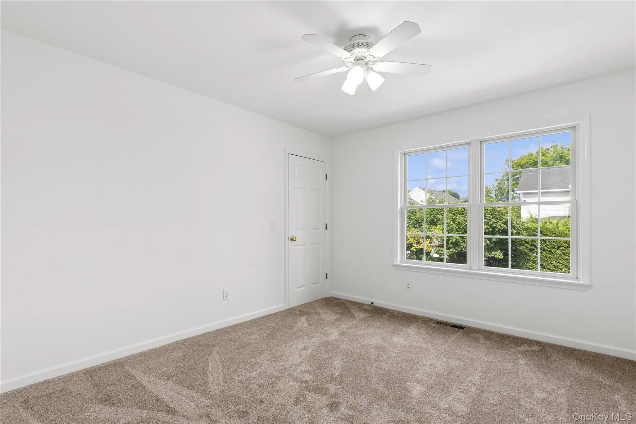 415 1st Street, Southold, NY, 2 Bedrooms Bedrooms, 5 Rooms Rooms,2 BathroomsBathrooms,Residential Lease,For Rent,1st,0,1010093 415 1st Street, Southold, NY, 2 Bedrooms Bedrooms, 5 Rooms Rooms,2 BathroomsBathrooms,Residential Lease,For Rent,1st,0,1010093