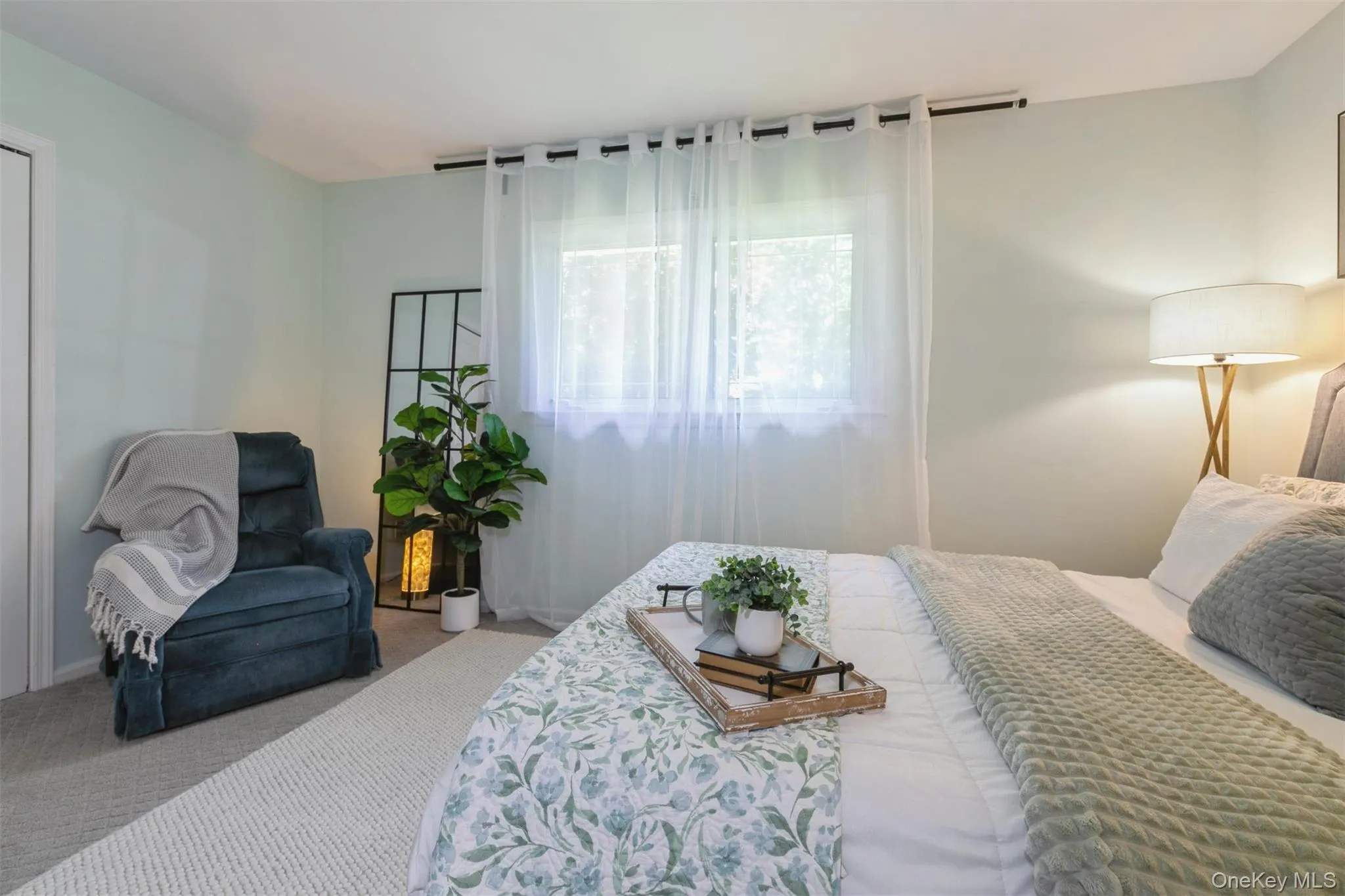 42 Summit Drive, Smithtown, NY, 3 Bedrooms Bedrooms, 5 Rooms Rooms,2 BathroomsBathrooms,Residential,For Rent,Summit,0,KEY1010094 42 Summit Drive, Smithtown, NY, 3 Bedrooms Bedrooms, 5 Rooms Rooms,2 BathroomsBathrooms,Residential,For Rent,Summit,0,KEY1010094