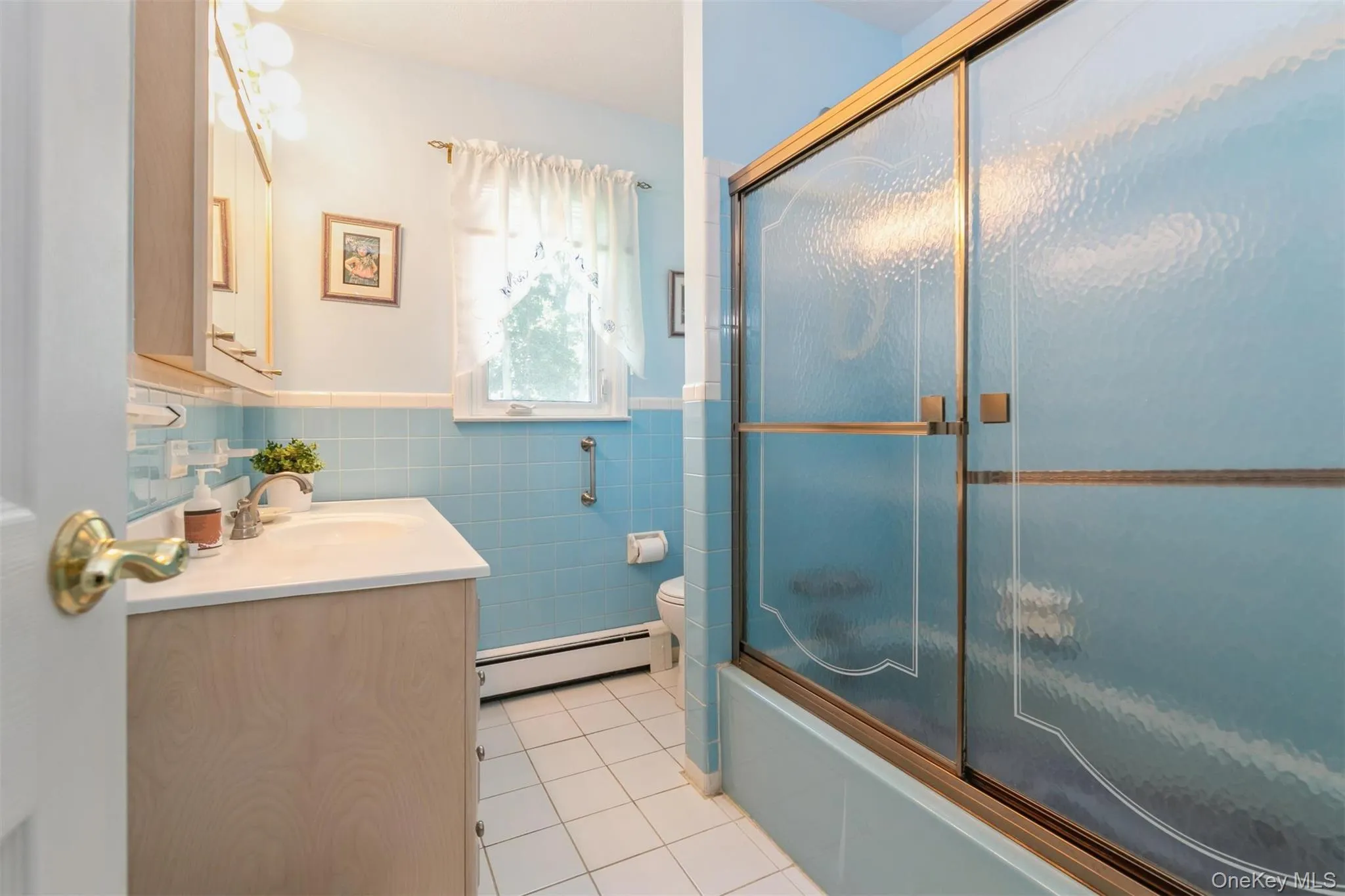 42 Summit Drive, Smithtown, NY, 3 Bedrooms Bedrooms, 5 Rooms Rooms,2 BathroomsBathrooms,Residential,For Rent,Summit,0,KEY1010094 42 Summit Drive, Smithtown, NY, 3 Bedrooms Bedrooms, 5 Rooms Rooms,2 BathroomsBathrooms,Residential,For Rent,Summit,0,KEY1010094