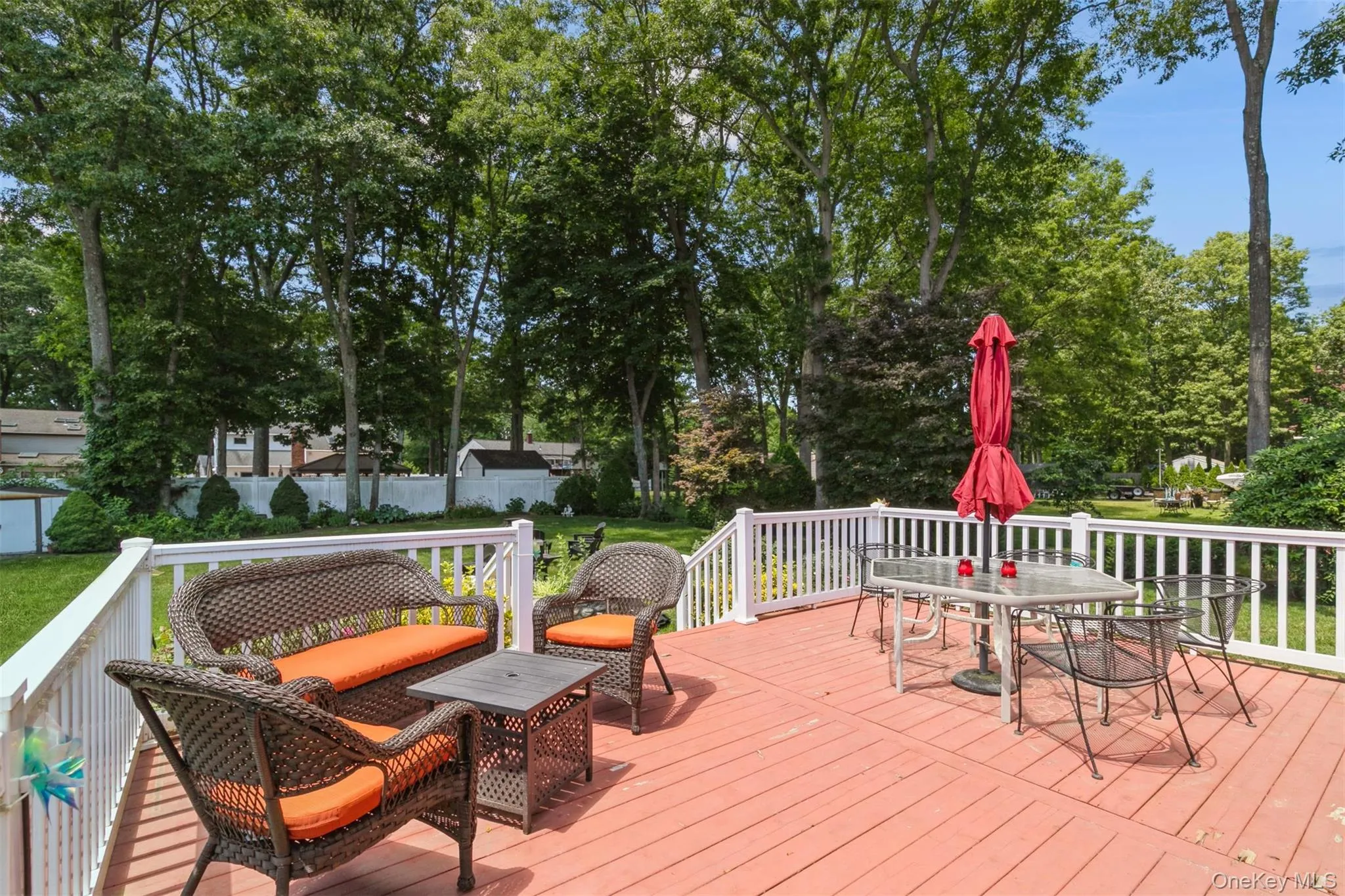 42 Summit Drive, Smithtown, NY, 3 Bedrooms Bedrooms, 5 Rooms Rooms,2 BathroomsBathrooms,Residential,For Rent,Summit,0,KEY1010094 42 Summit Drive, Smithtown, NY, 3 Bedrooms Bedrooms, 5 Rooms Rooms,2 BathroomsBathrooms,Residential,For Rent,Summit,0,KEY1010094