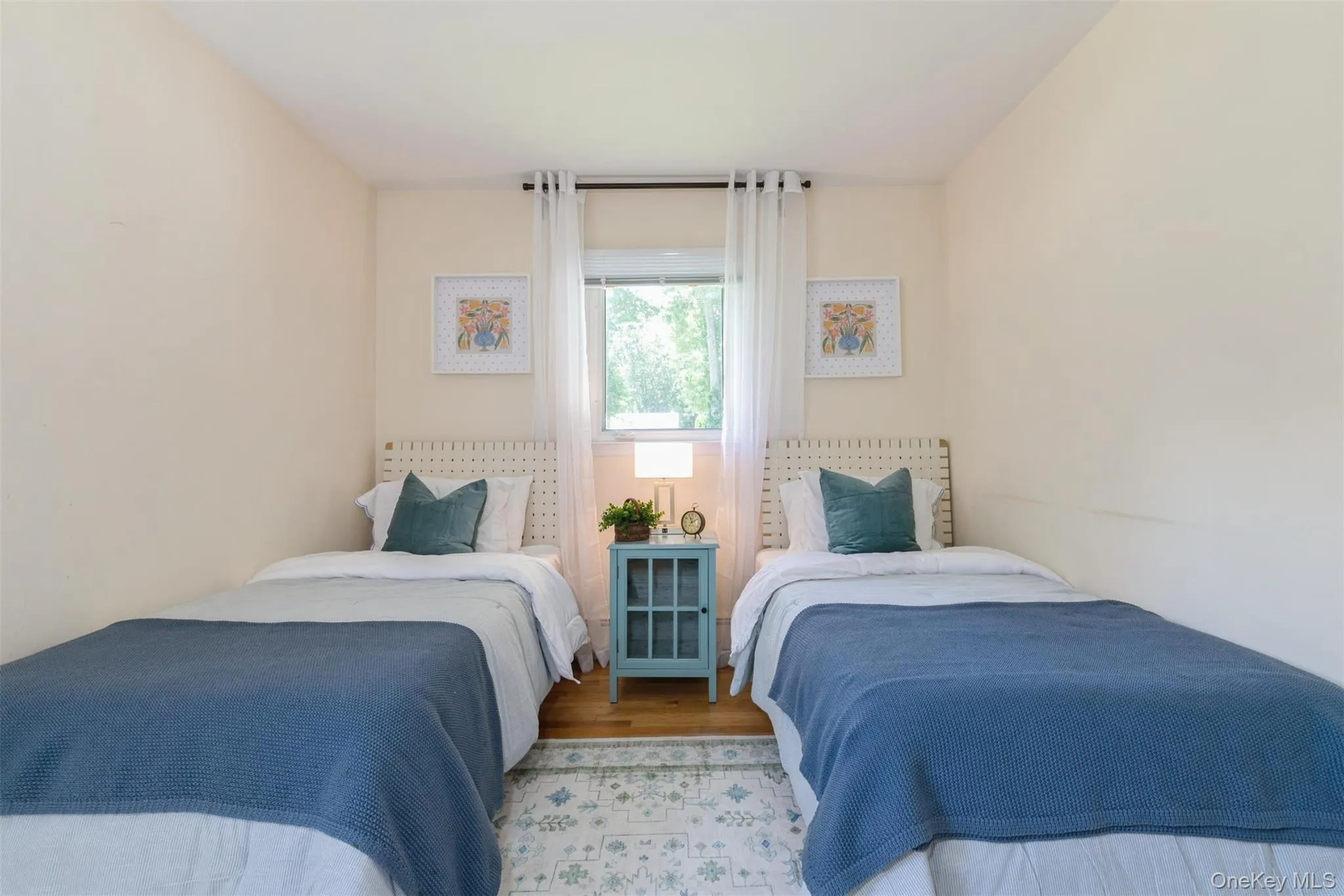 42 Summit Drive, Smithtown, NY, 3 Bedrooms Bedrooms, 5 Rooms Rooms,2 BathroomsBathrooms,Residential,For Rent,Summit,0,KEY1010094 42 Summit Drive, Smithtown, NY, 3 Bedrooms Bedrooms, 5 Rooms Rooms,2 BathroomsBathrooms,Residential,For Rent,Summit,0,KEY1010094