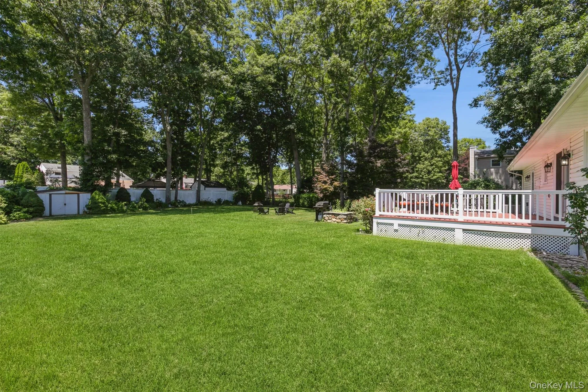 42 Summit Drive, Smithtown, NY, 3 Bedrooms Bedrooms, 5 Rooms Rooms,2 BathroomsBathrooms,Residential,For Rent,Summit,0,KEY1010094 42 Summit Drive, Smithtown, NY, 3 Bedrooms Bedrooms, 5 Rooms Rooms,2 BathroomsBathrooms,Residential,For Rent,Summit,0,KEY1010094