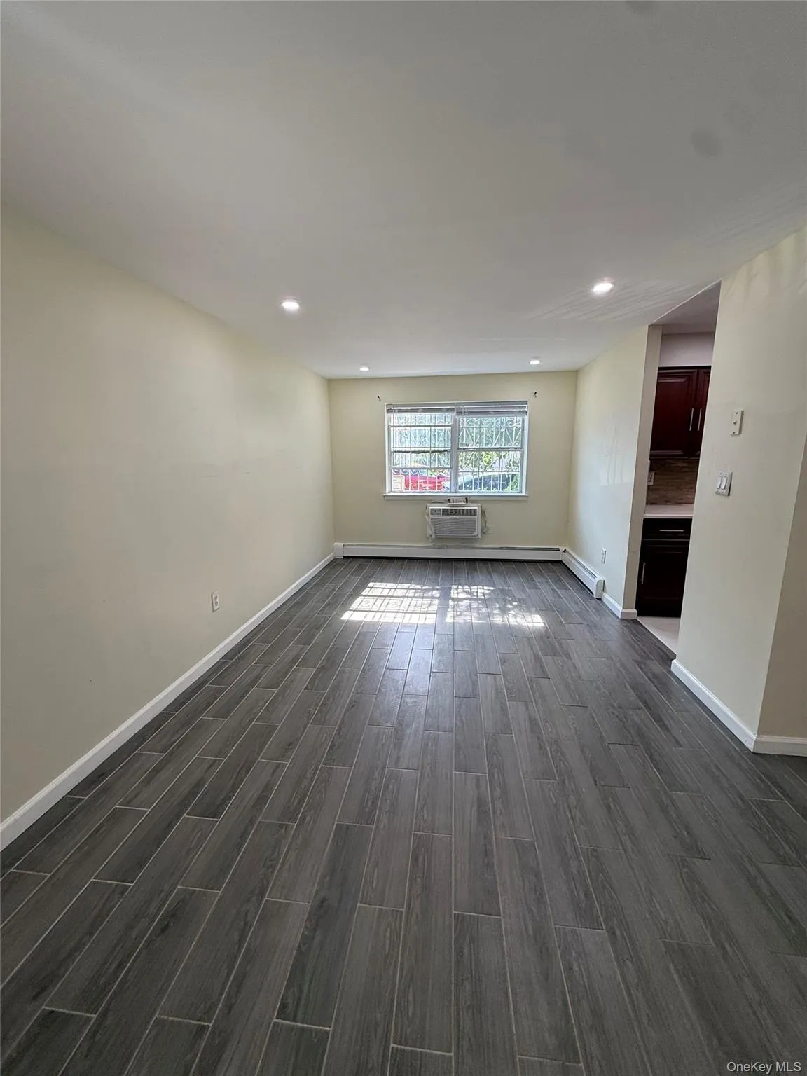 182 Beach 61st Street, New York, NY, 2 Bedrooms Bedrooms, 5 Rooms Rooms,1 BathroomBathrooms,Residential Lease,For Rent,Beach 61st,0,1010095 182 Beach 61st Street, New York, NY, 2 Bedrooms Bedrooms, 5 Rooms Rooms,1 BathroomBathrooms,Residential Lease,For Rent,Beach 61st,0,1010095