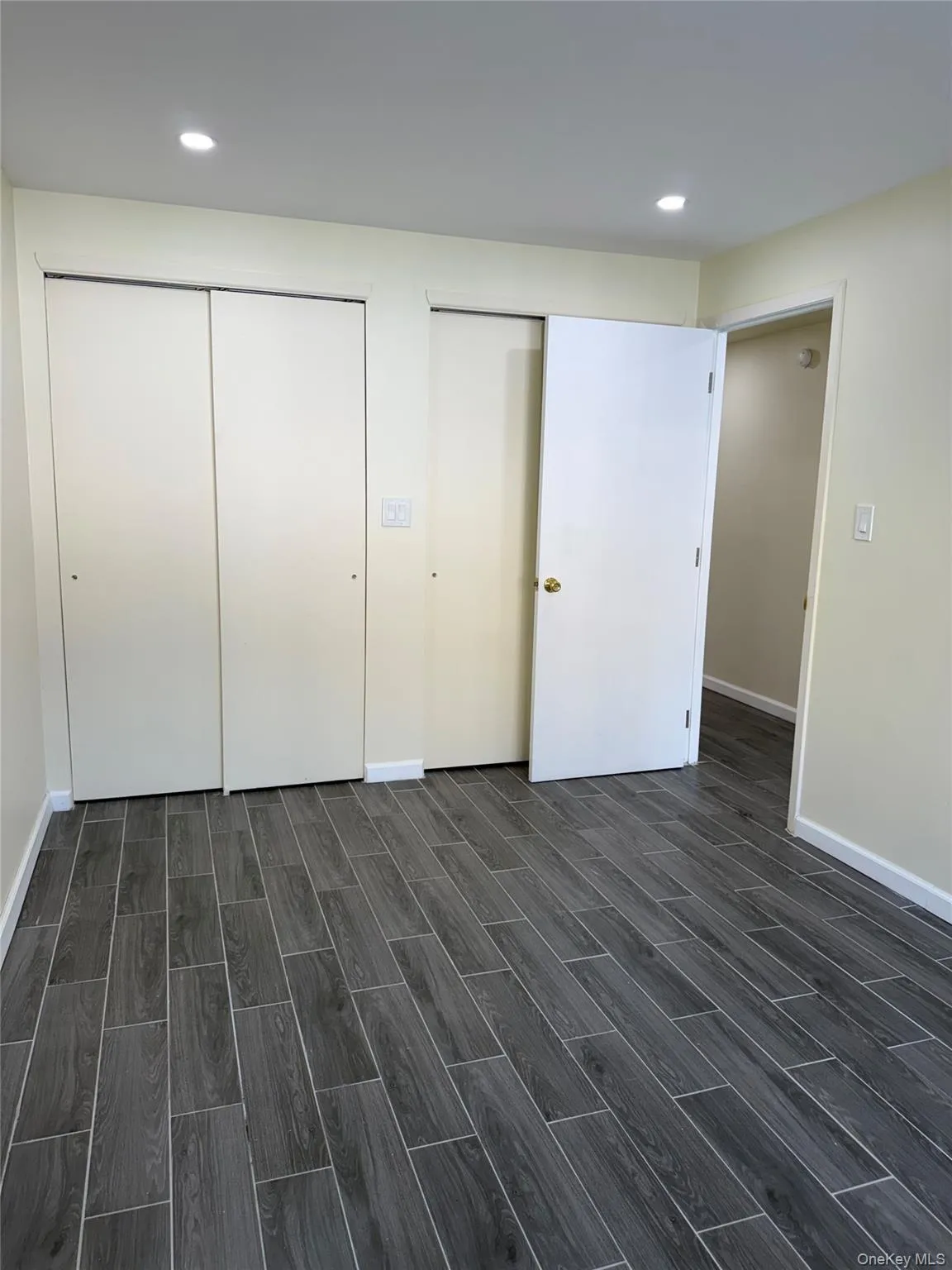 182 Beach 61st Street, New York, NY, 2 Bedrooms Bedrooms, 5 Rooms Rooms,1 BathroomBathrooms,Residential Lease,For Rent,Beach 61st,0,1010095 182 Beach 61st Street, New York, NY, 2 Bedrooms Bedrooms, 5 Rooms Rooms,1 BathroomBathrooms,Residential Lease,For Rent,Beach 61st,0,1010095