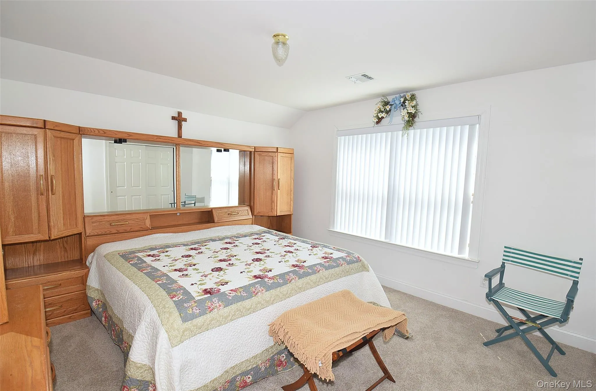 56 Foxglove Row, Riverhead, NY, 4 Bedrooms Bedrooms, 8 Rooms Rooms,2 BathroomsBathrooms,Residential,For Rent,Foxglove,0,1010096 56 Foxglove Row, Riverhead, NY, 4 Bedrooms Bedrooms, 8 Rooms Rooms,2 BathroomsBathrooms,Residential,For Rent,Foxglove,0,1010096