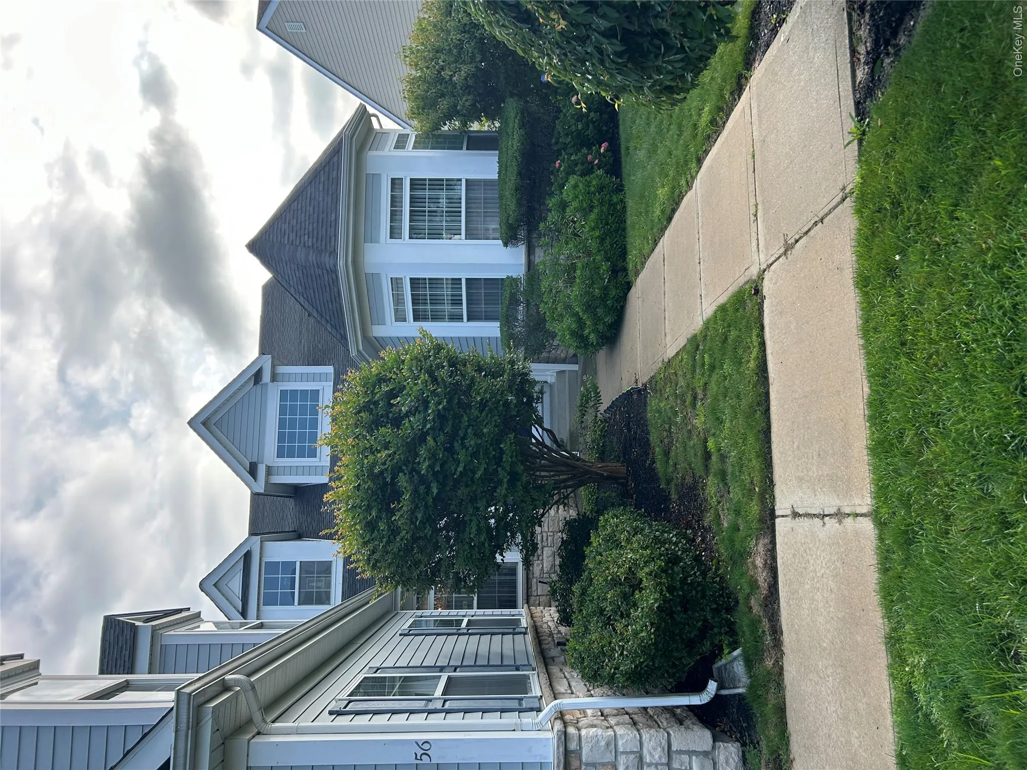 56 Foxglove Row, Riverhead, NY, 4 Bedrooms Bedrooms, 8 Rooms Rooms,2 BathroomsBathrooms,Residential,For Rent,Foxglove,0,1010096 56 Foxglove Row, Riverhead, NY, 4 Bedrooms Bedrooms, 8 Rooms Rooms,2 BathroomsBathrooms,Residential,For Rent,Foxglove,0,1010096
